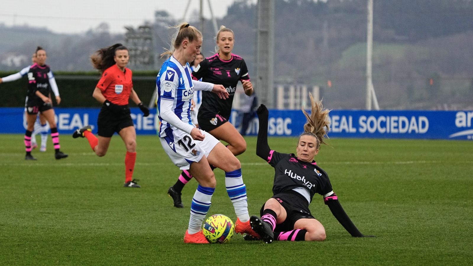 Duelo entre la Real Sociedad y el Sporting.