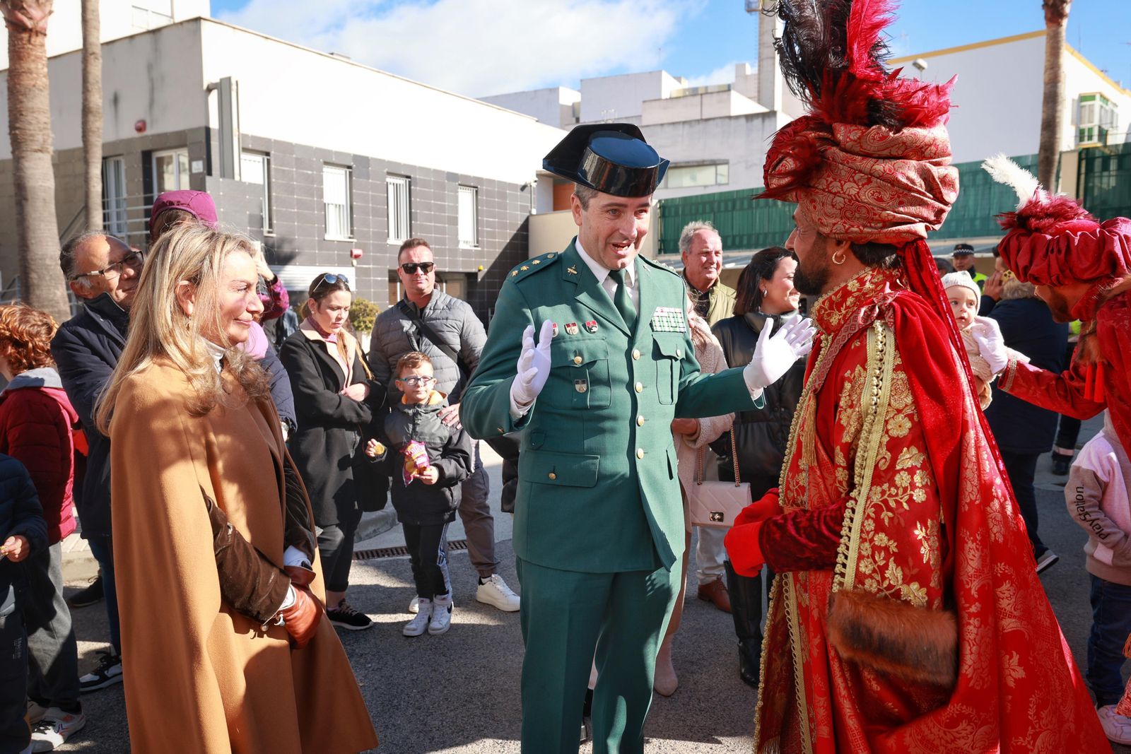 Las imágenes de la visita de los Reyes Magos a Cádiz