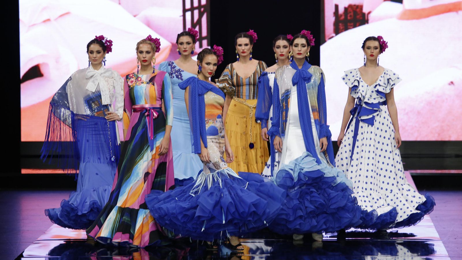 Carmen Vega presenta su colección en SIMOF 2020, todas las fotos de su desfile