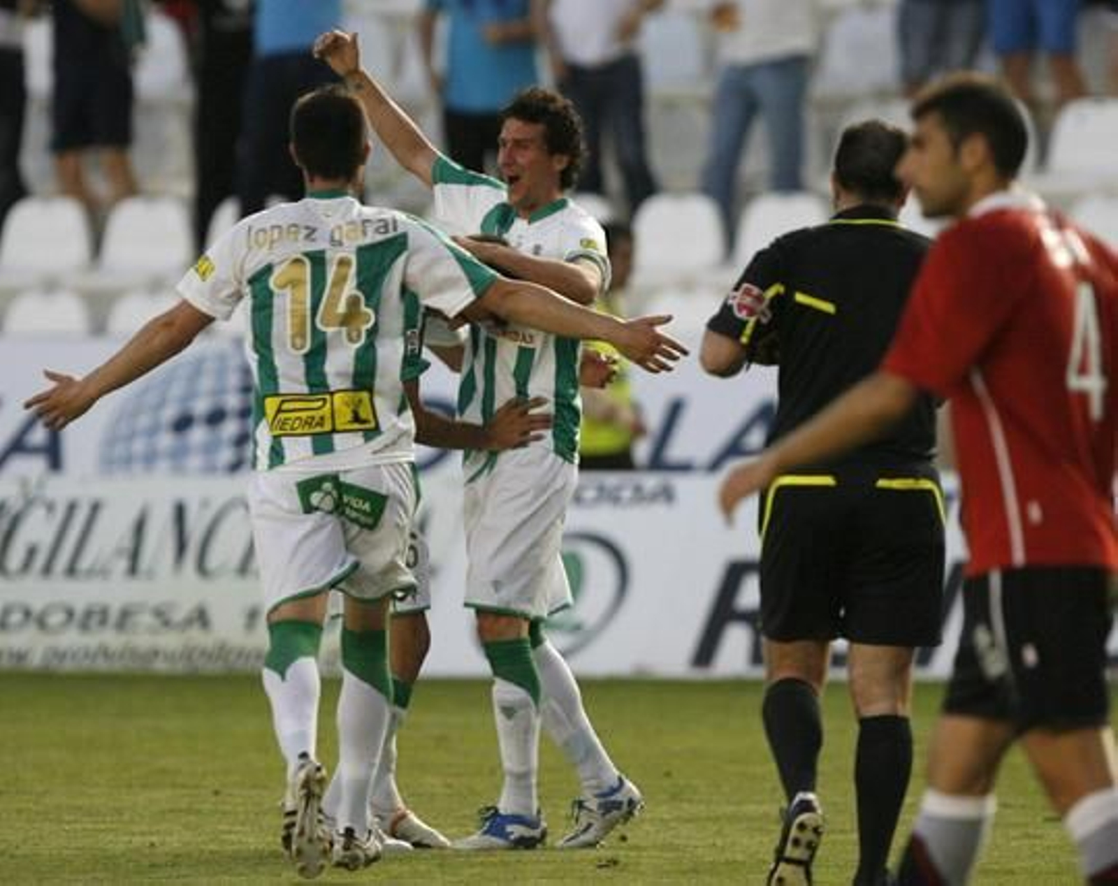 Las imágenes del Córdoba-Nástic