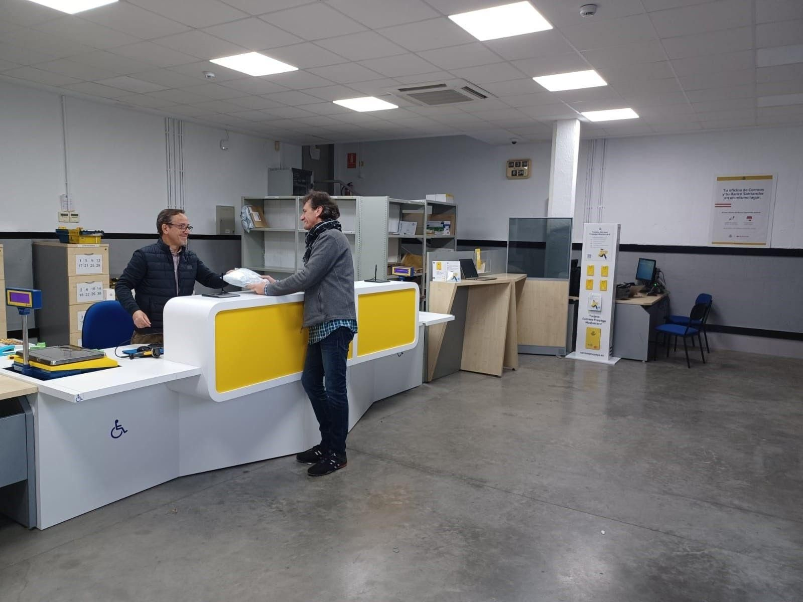 Una imagen de una oficina de correos de Jerez.