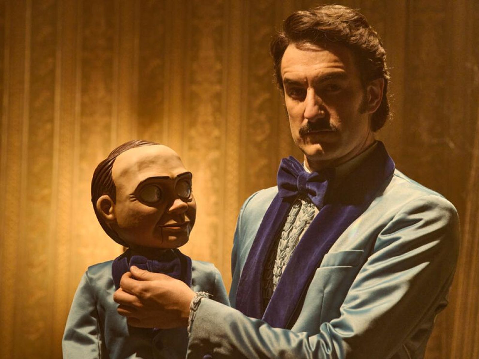 Miki Esparbé como el ventrílocuo de la nueva adaptación de 'Freddy'