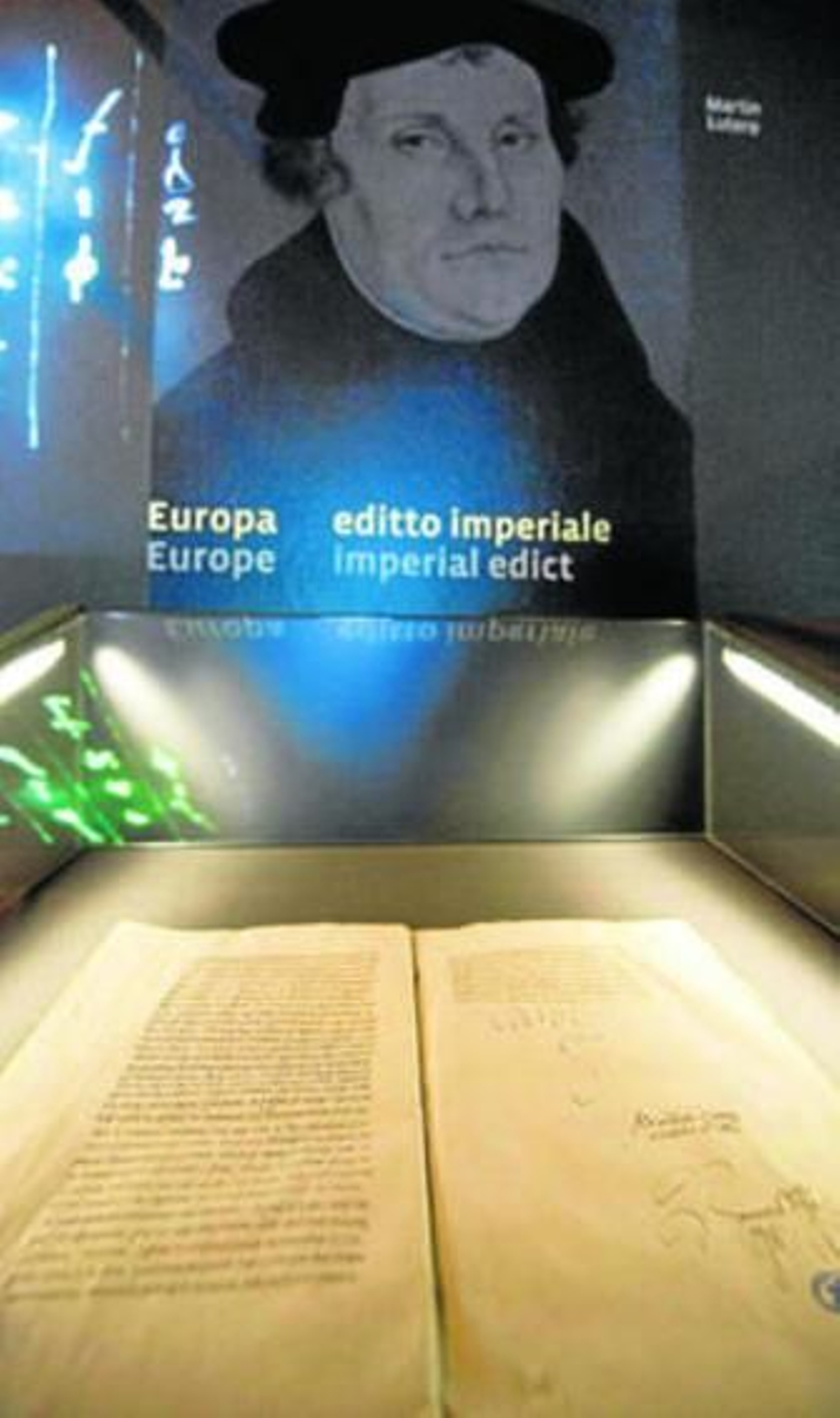 El Archivo del Vaticano custodia documentos de doce siglos.