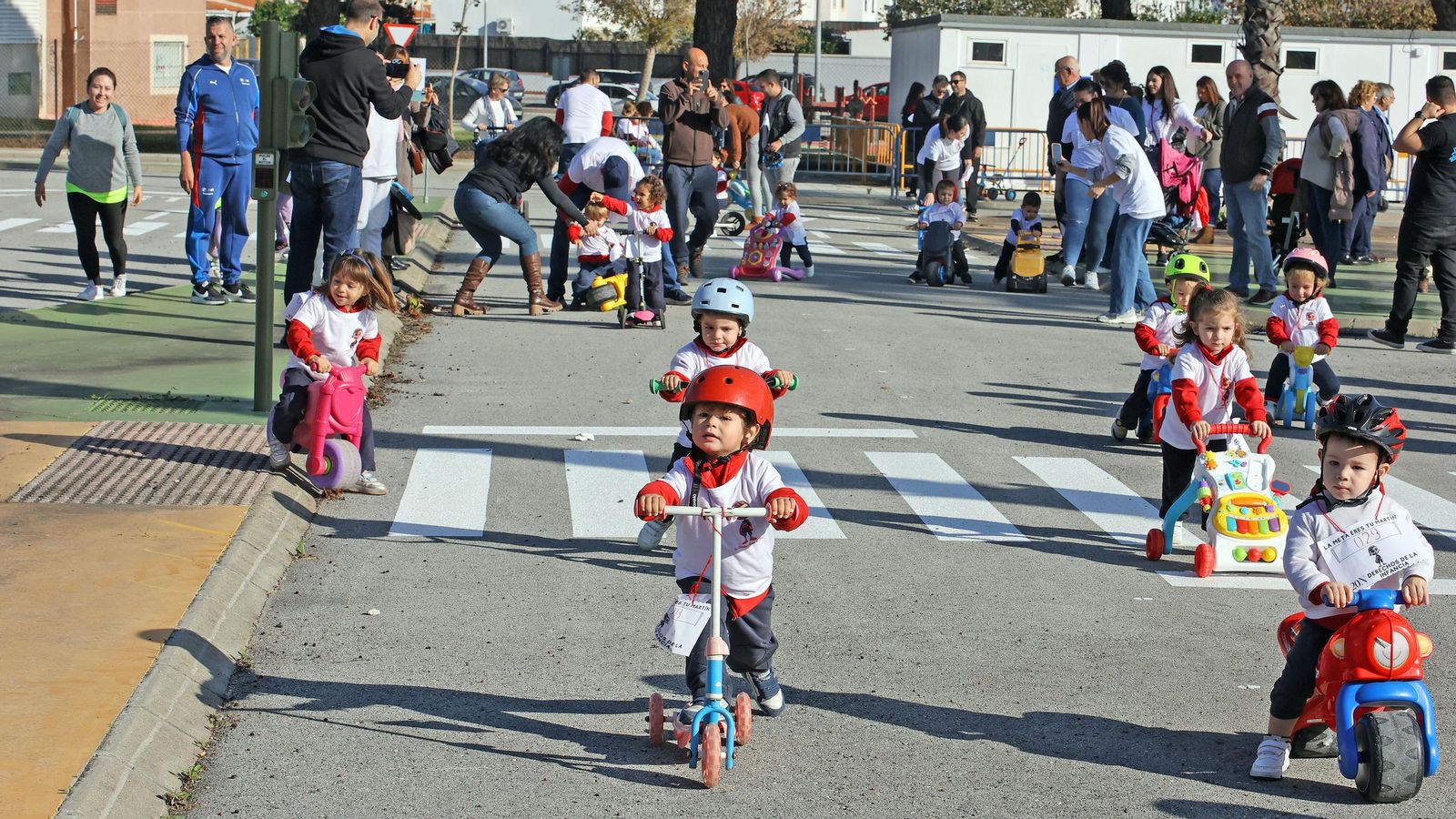 Carrera infantil a beneficio del pequeño Martín