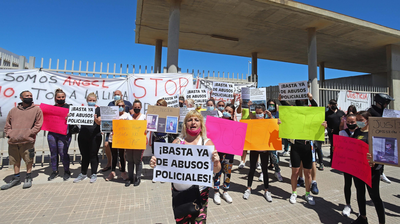 Fotos de la manifestación de La Atunara en La Línea