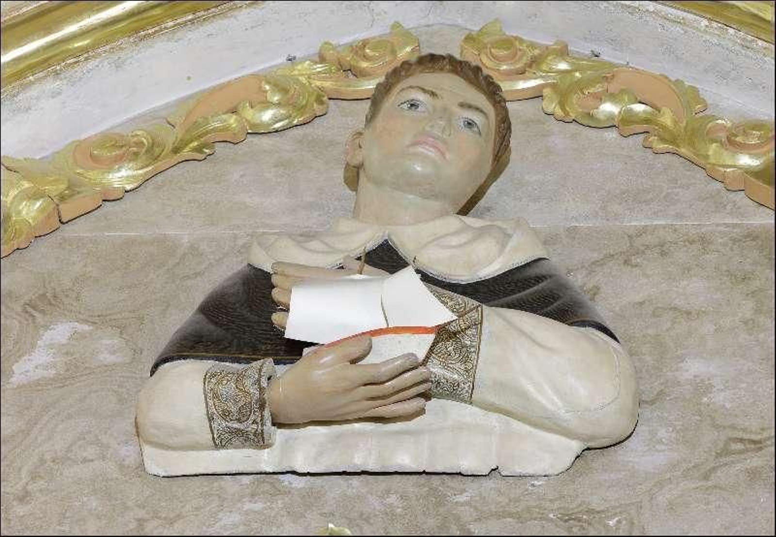 Relieve de San Telmo en el Camarín de la Virgen del Mar