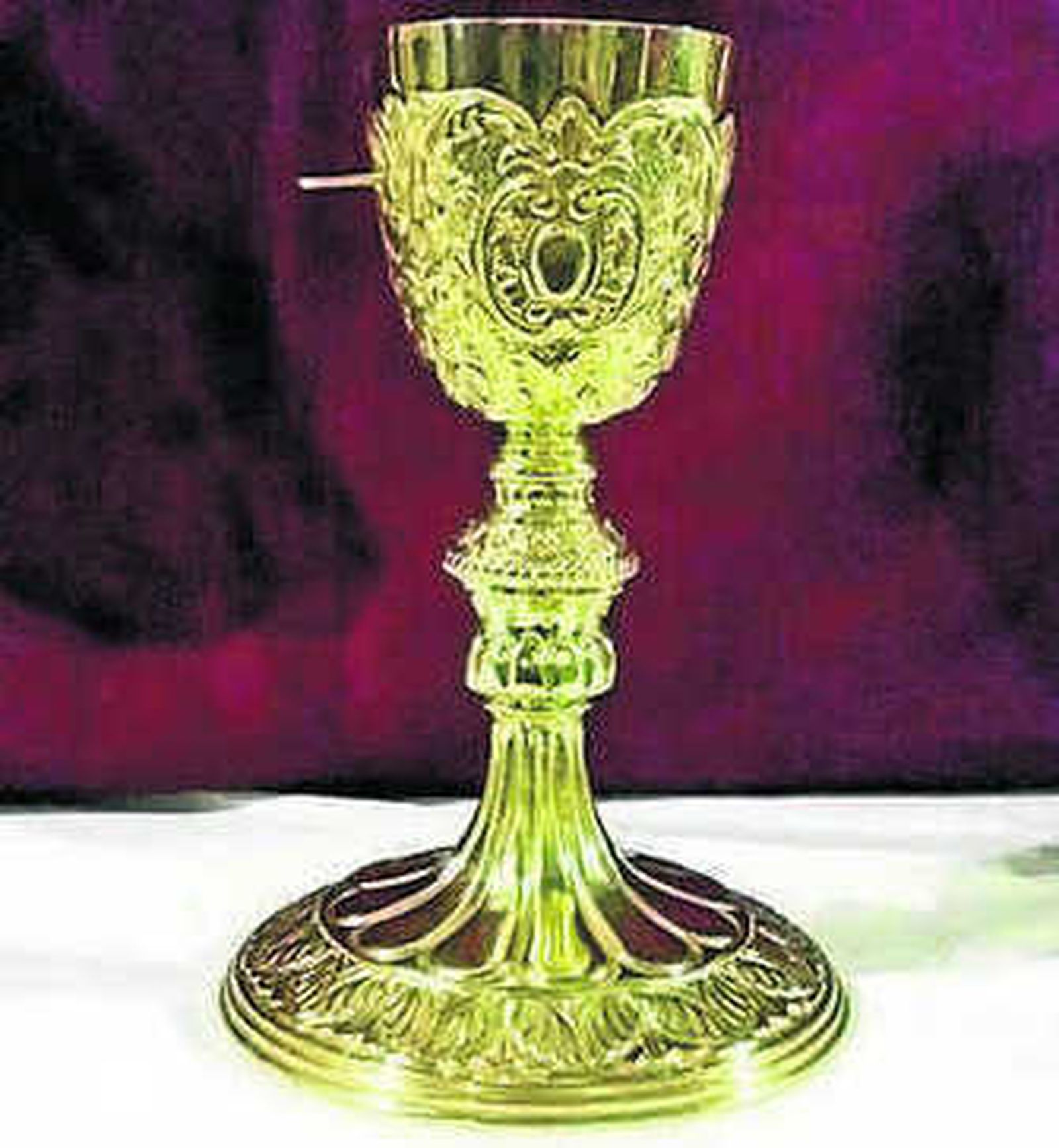 El cáliz, después de la restauración.