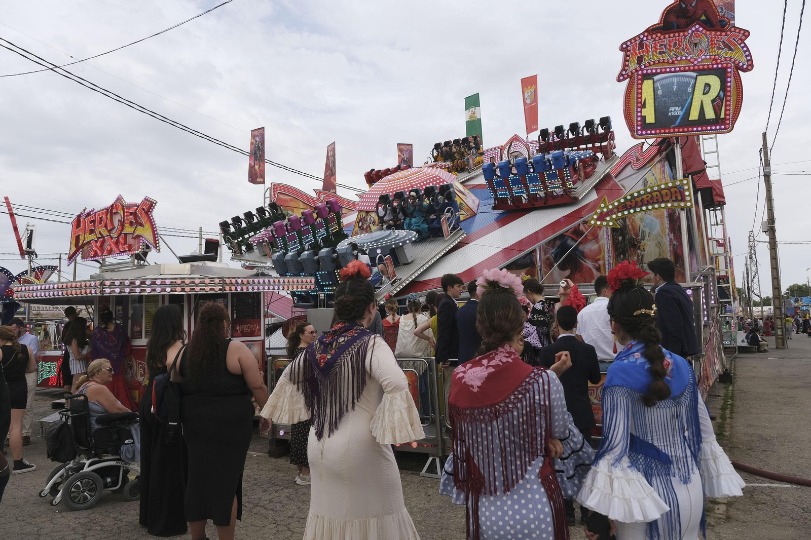 Ambiente un viernes de feria. La calle del infierno