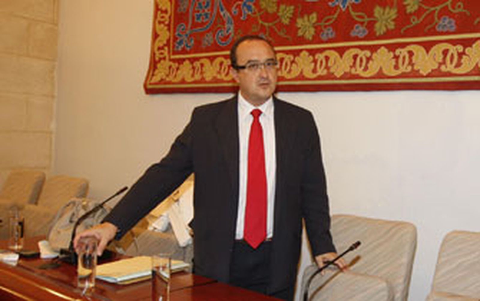 El Ayuntamiento denunciará hoy la desaparición del Pendón original