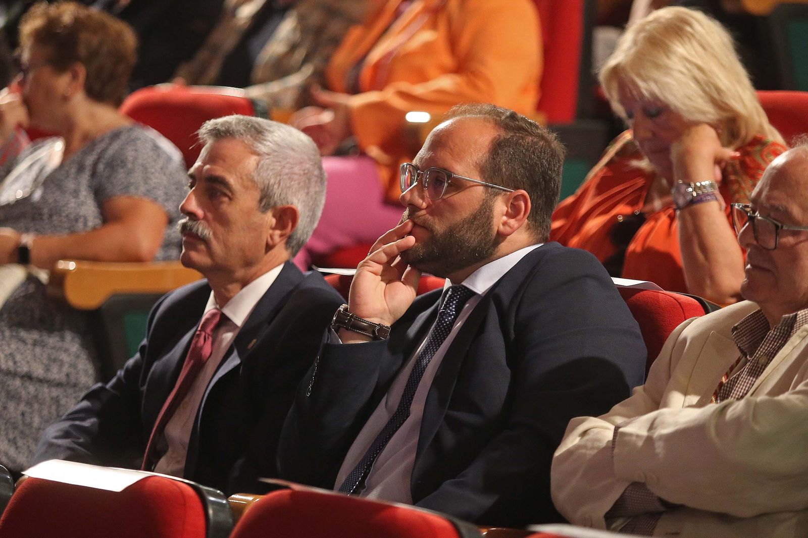 Fotos del pleno institucional de honores y distinciones por el 317º aniversario de San Roque