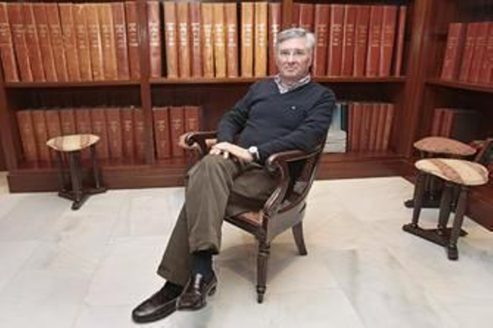 Antonio Montiel, en la hemeroteca de Diario de Cádiz. /FIto Carreto