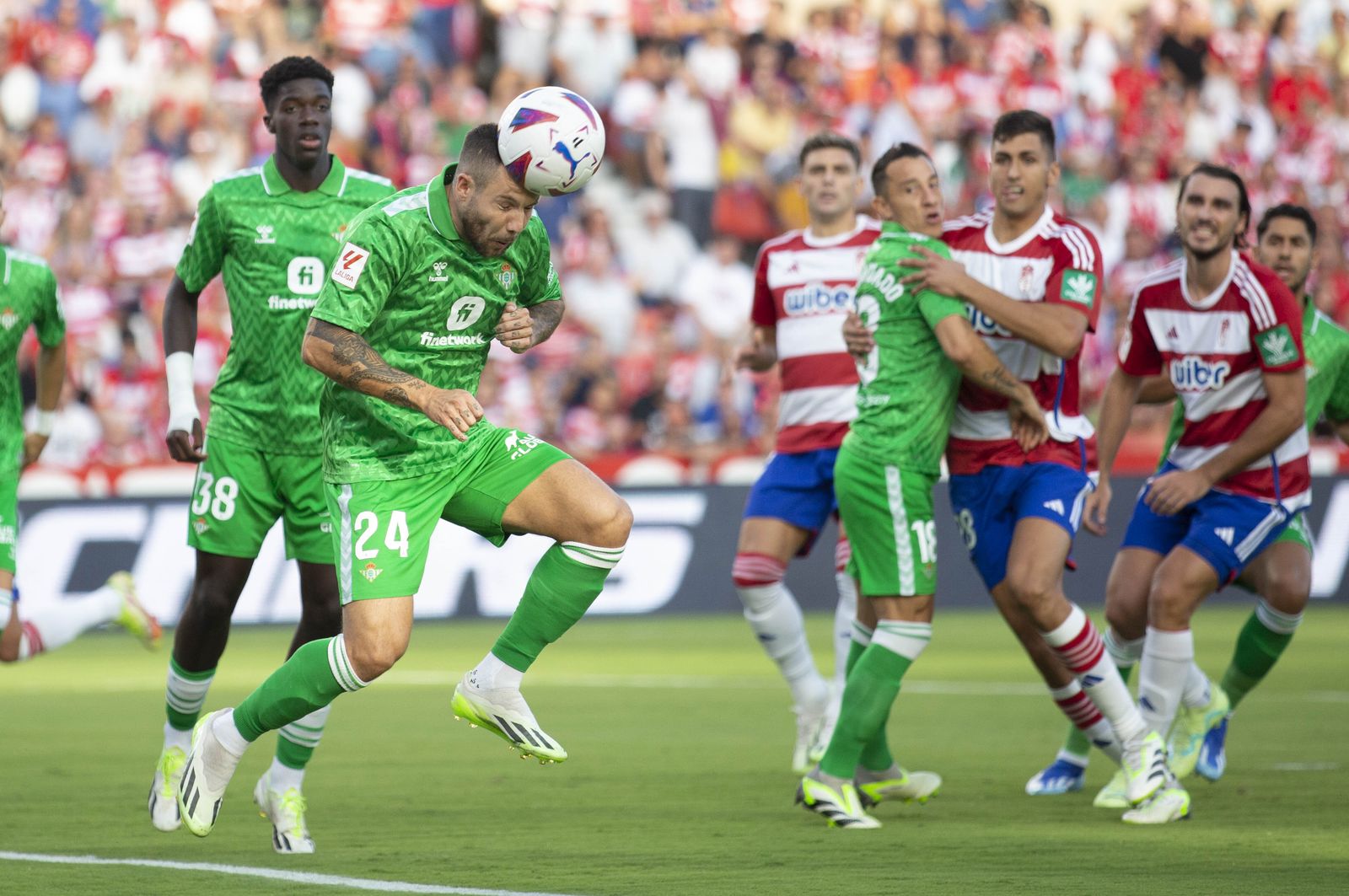 Las mejores imágenes del Granada CF - Real Betis