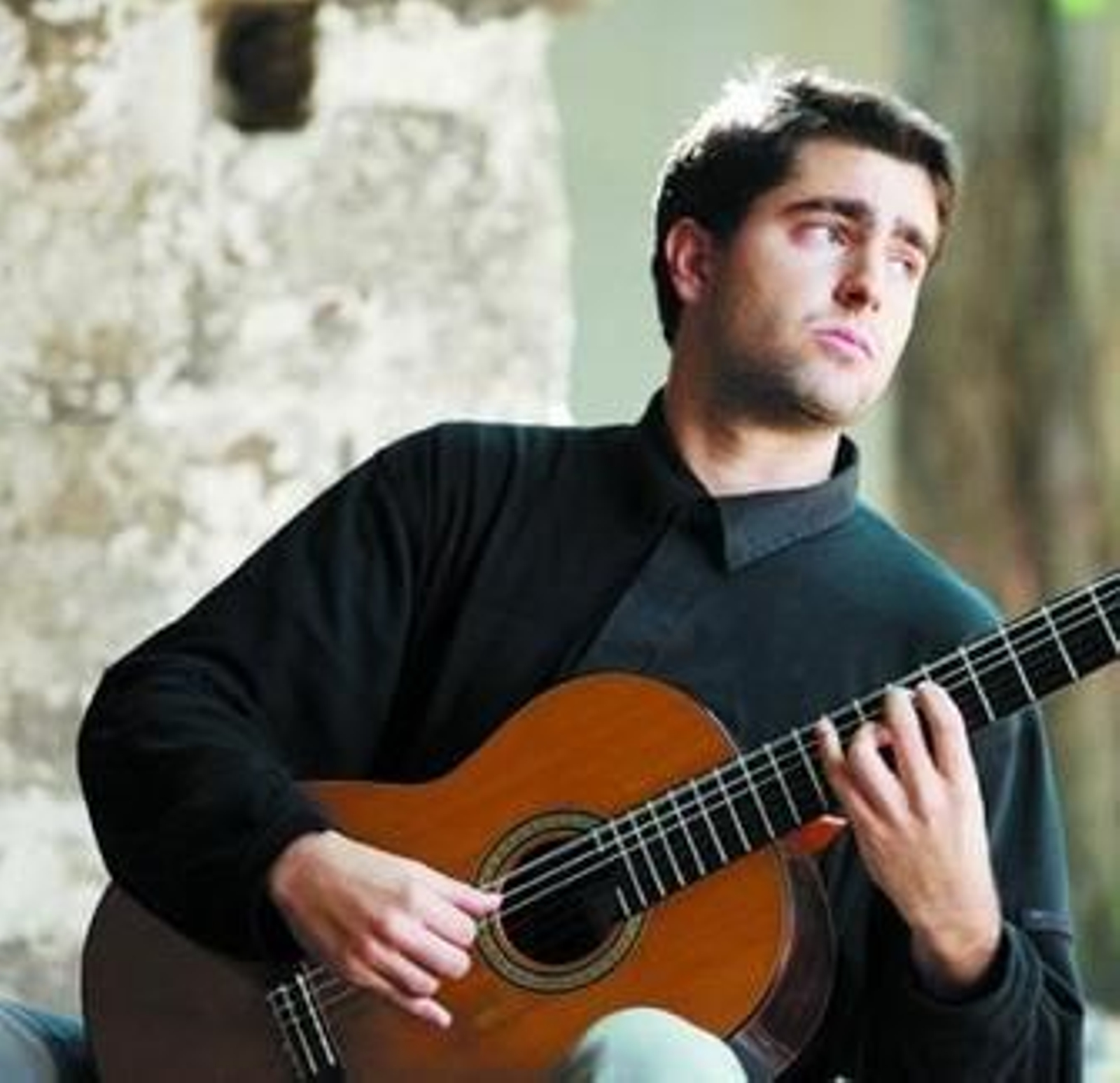 Rafael Aguirre, guitarrista malagueño.