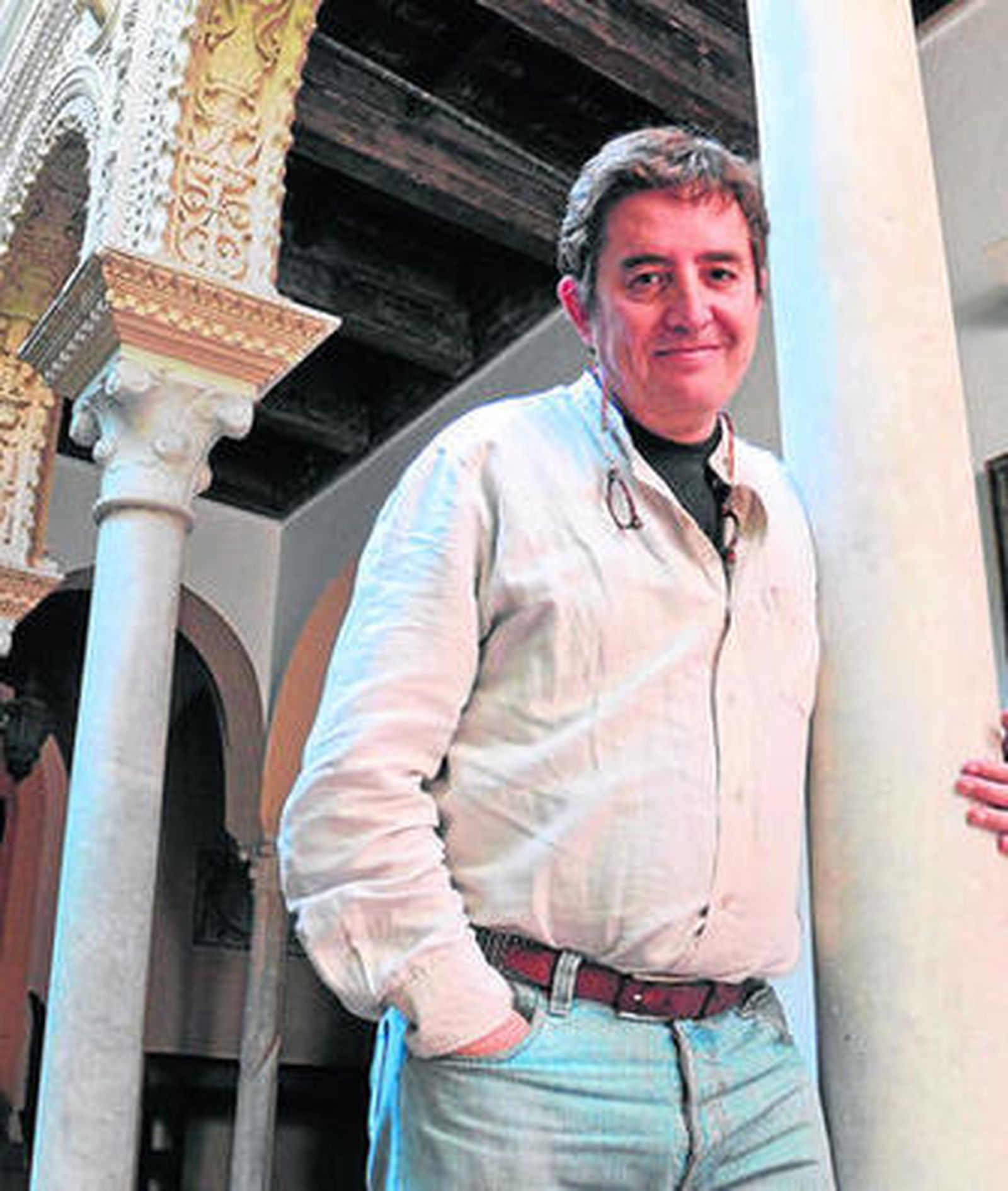 El poeta granadino Luis García Montero.