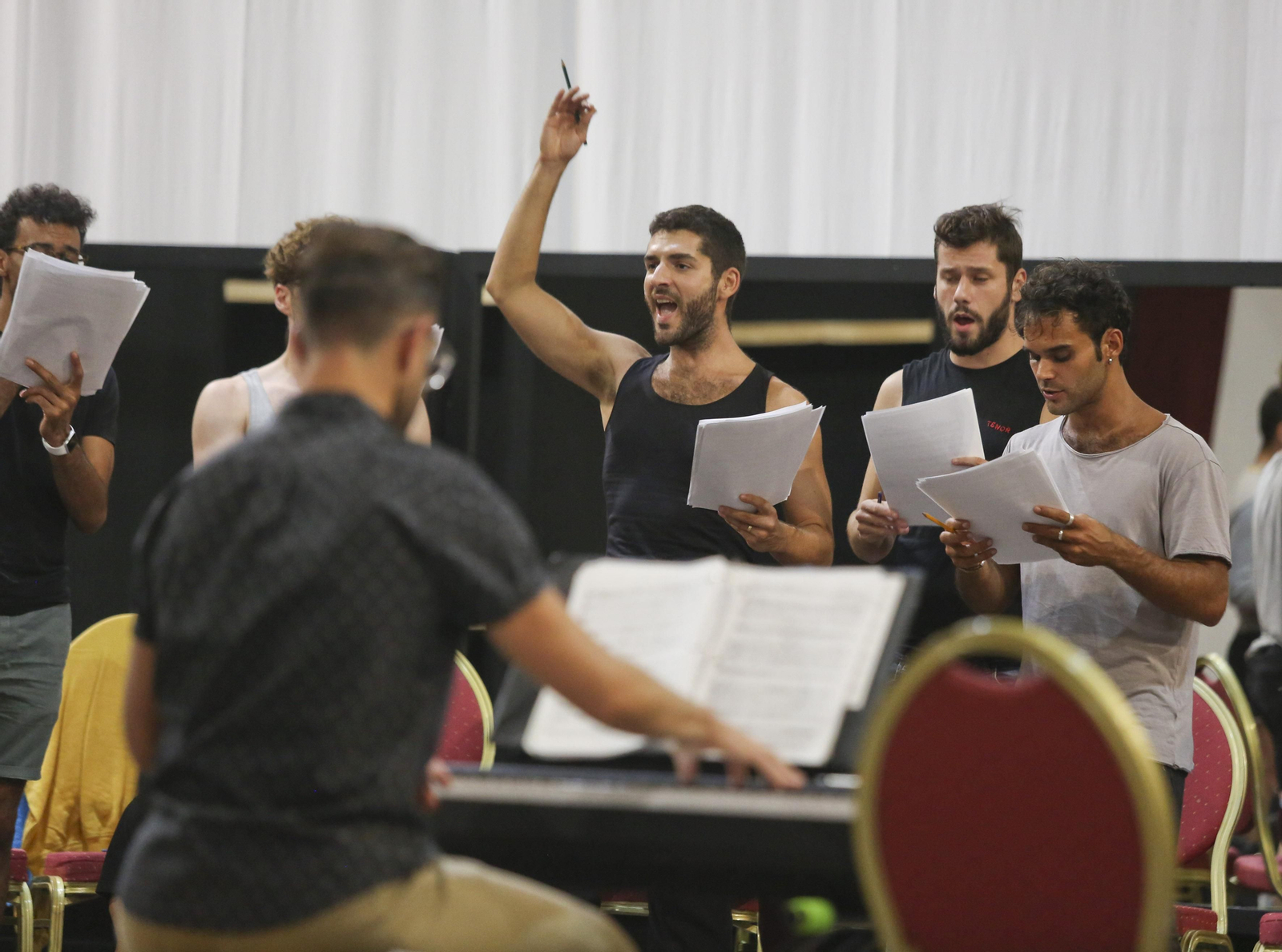 Ensayo con Antonio Banderas de la obra que estrenará el Teatro del Soho
