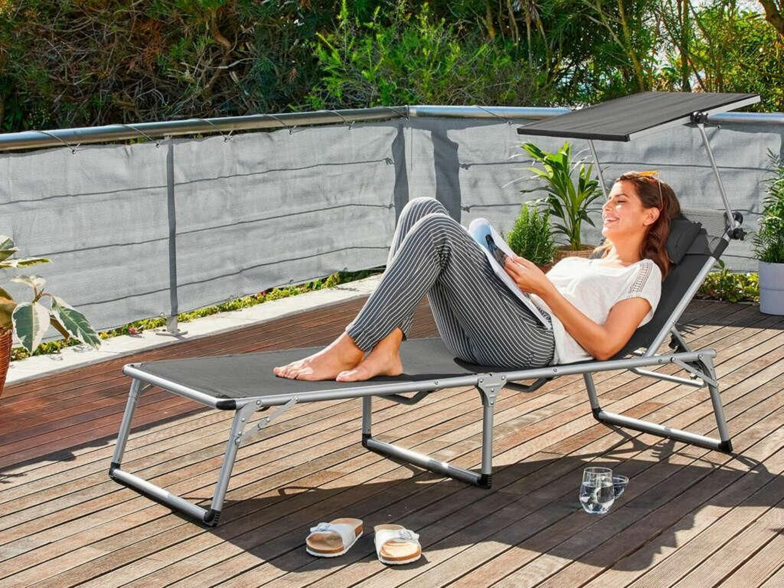 Esta tumbona de Lidl es resistente a la intemperie, a los rayos UV, y al desgaste y la corrosión.