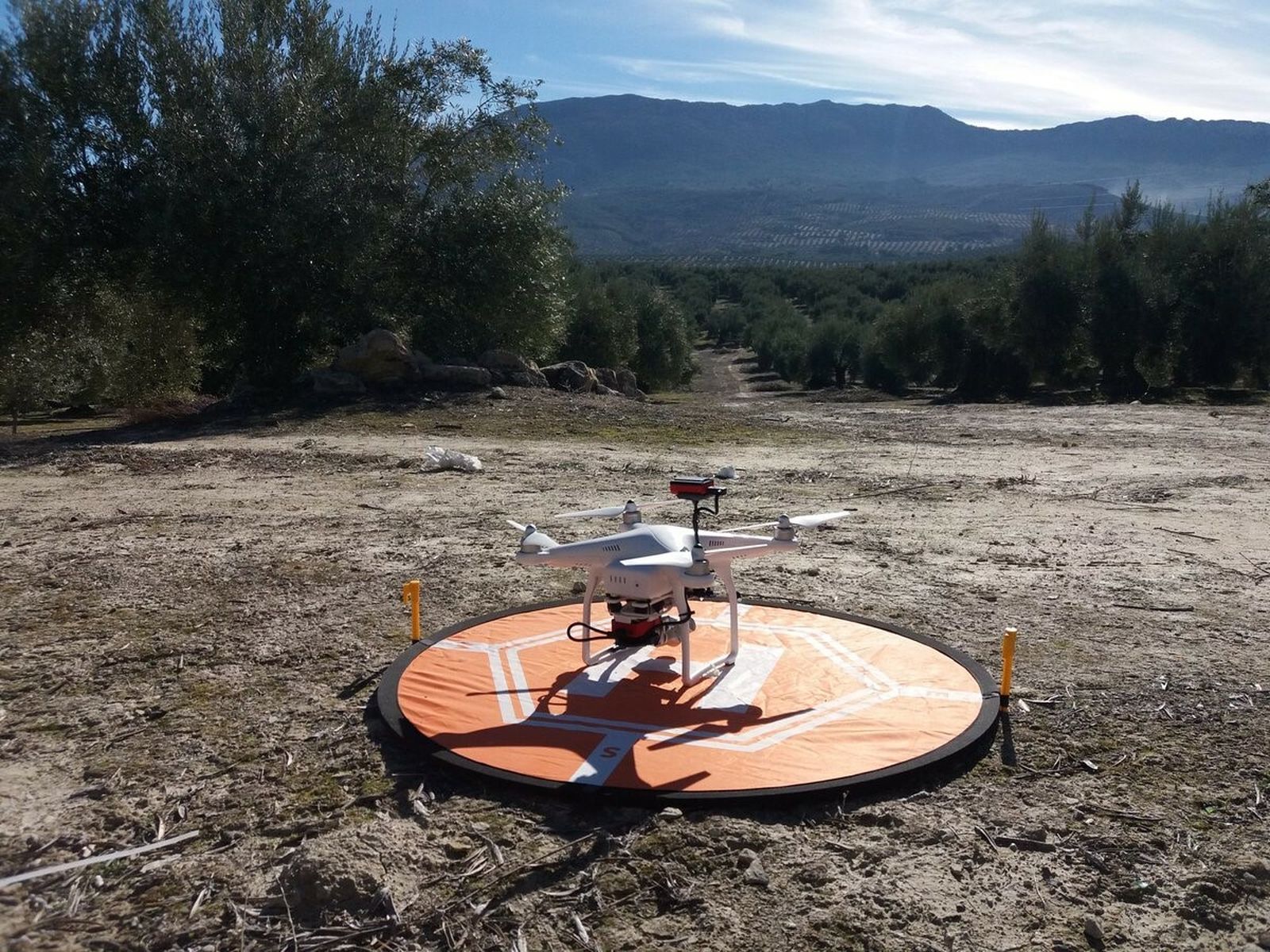 Dron preparado para volar.