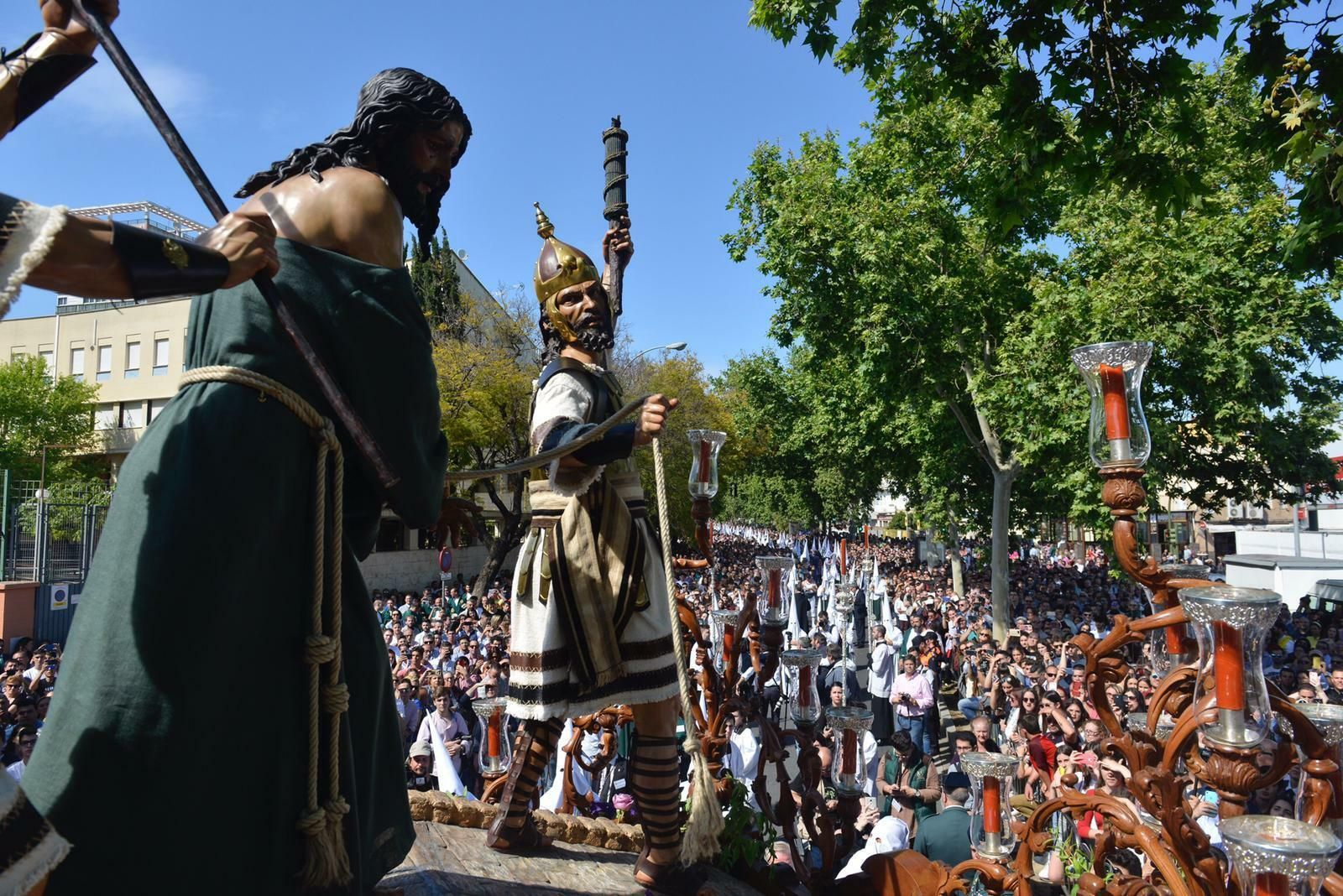 Imágenes de la Hermandad de La Milagrosa
