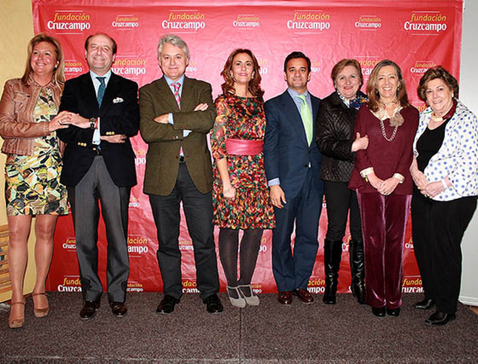 María Eugenia Sánchez Valdayo, con los ponentes María José Pérez Cejuela, directora general y consejera de Be Up, el abogado Emilio Moeckel, el periodista Juan Miguel Vega; Manuel Alejandro Cardenete, catedrático de Economía de la Universidad Loyola Andalucía; Blanca Fernández Capel, profesora de la Facultad Medicina de Granada y miembro del Consejo de Europa; Felisa Panadero, subdelegada del Gobierno en Sevilla y Paloma Gómez Borrero.

Foto: Victoria Ramírez