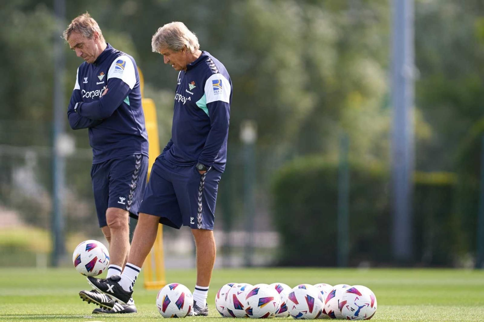 Pretemporada  del Betis: Fotos del primer día de entrenamiento en Wolfsburgo