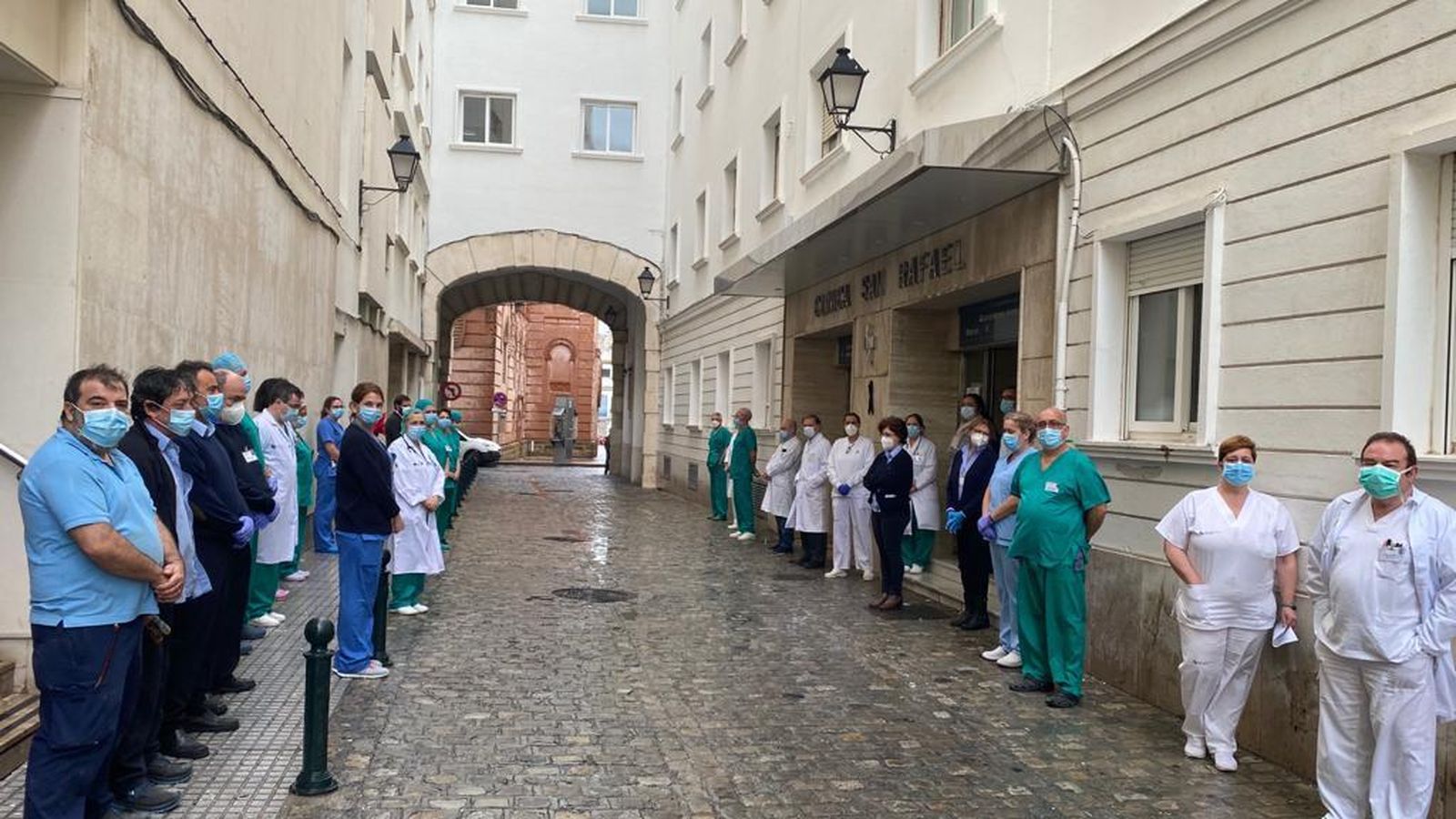 Minuto de silencio en San Rafael.