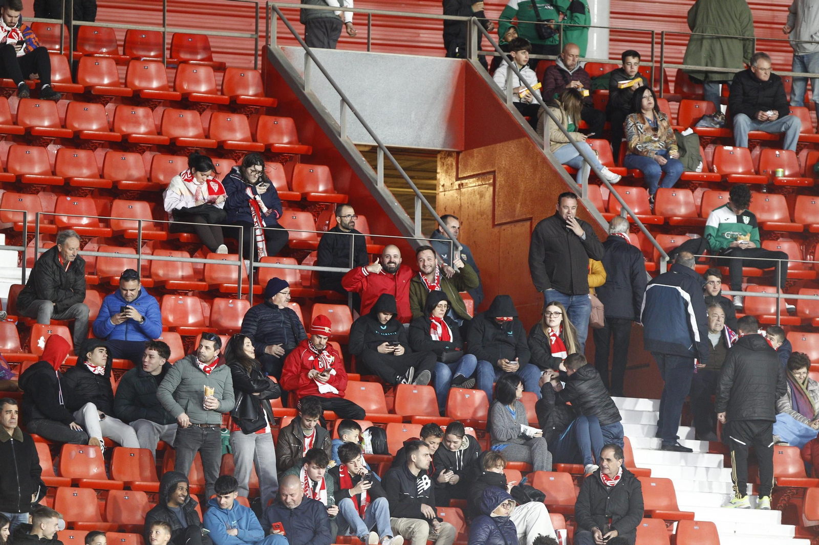 Búscate en las fotos del Almería-Real Zaragoza