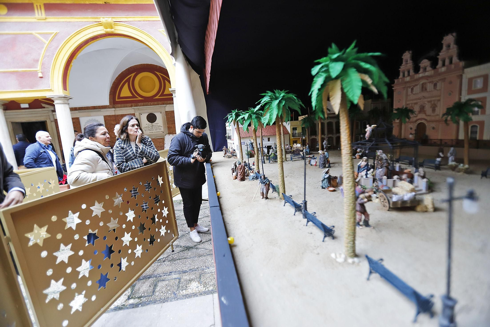 Imágenes del Belén del Ayuntamiento de Huelva