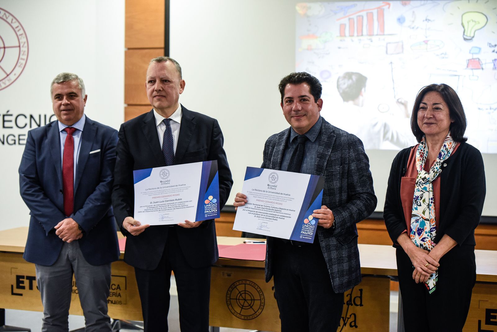 Imágenes de la entrega de premios a la excelencia docente 2022 de la Universidad de Huelva