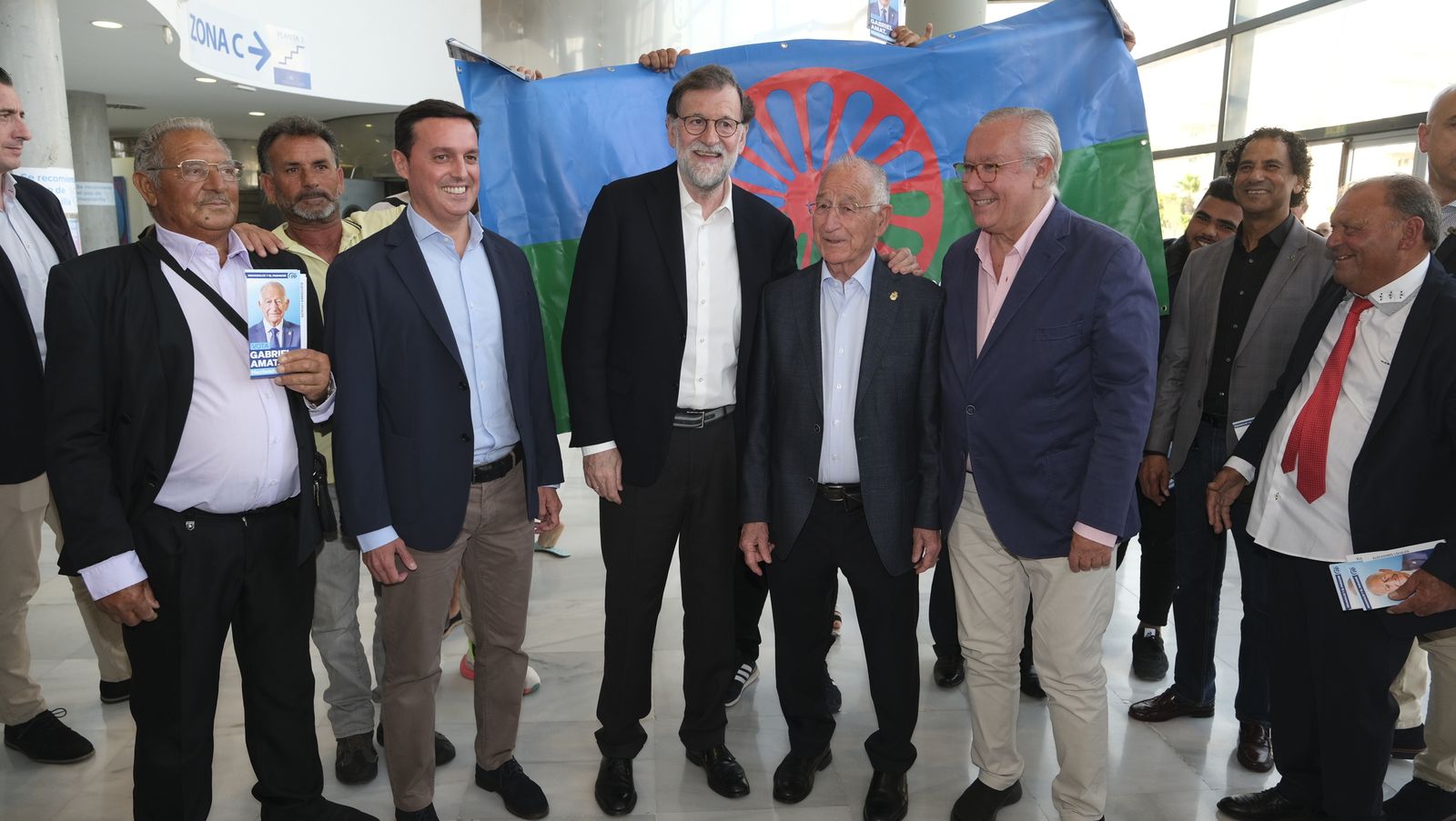 Imágenes de Rajoy apoyando la candidatura de Gabriel Amat a la Alcaldía de Roquetas de Mar