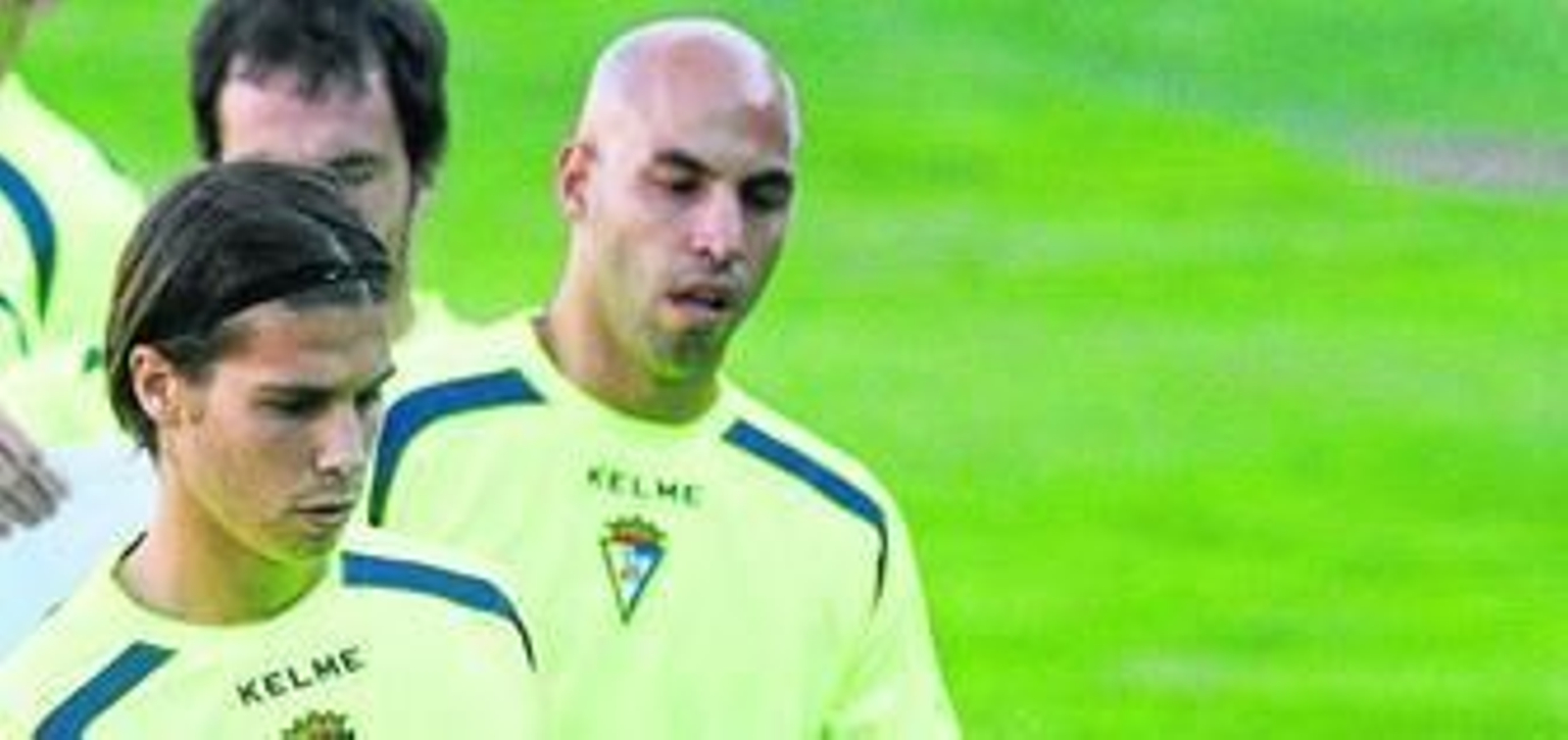 Lolo Armario (i) y Álvaro Jurado, durante un entrenamiento en el Ramón de Carranza.