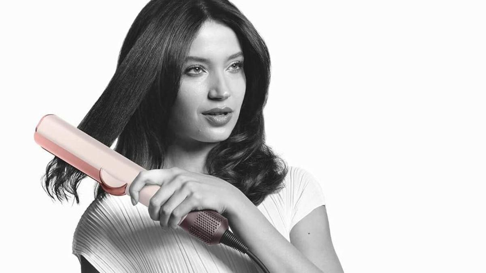 La plancha secador de Dyson más viral de Tiktok y que todas quieren ahora está rebajadísima en Amazon