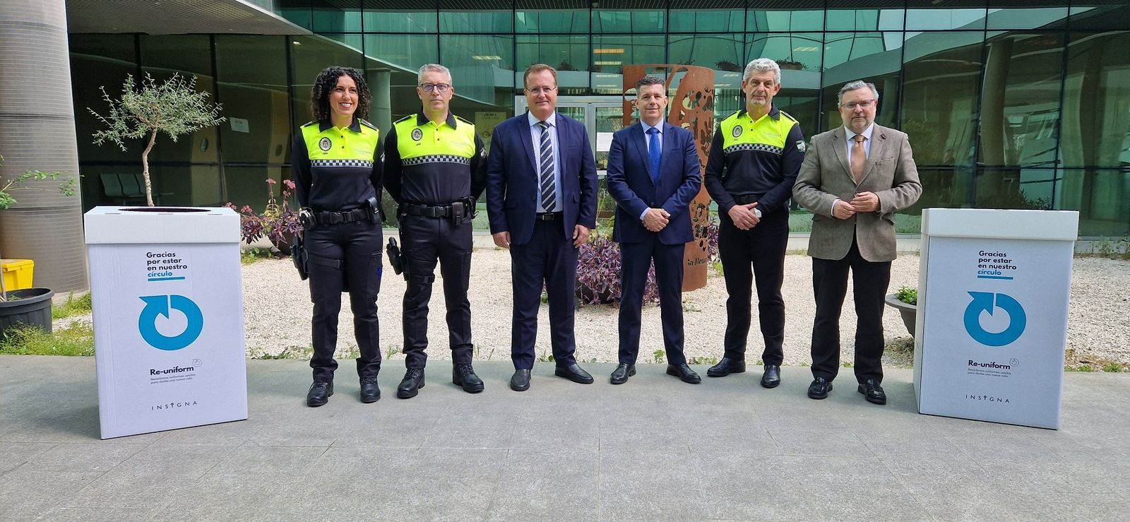 La presentación de los nuevos uniformes de las Policía Local.