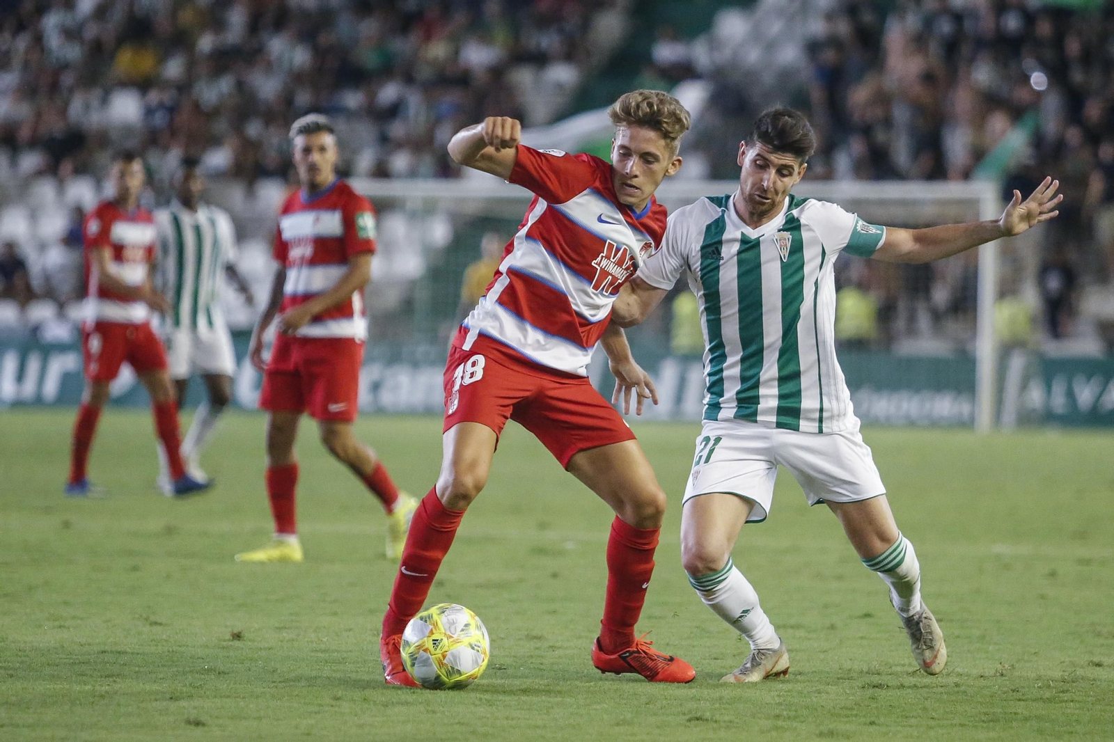 Las imágenes del Córdoba CF-Recreativo Granada