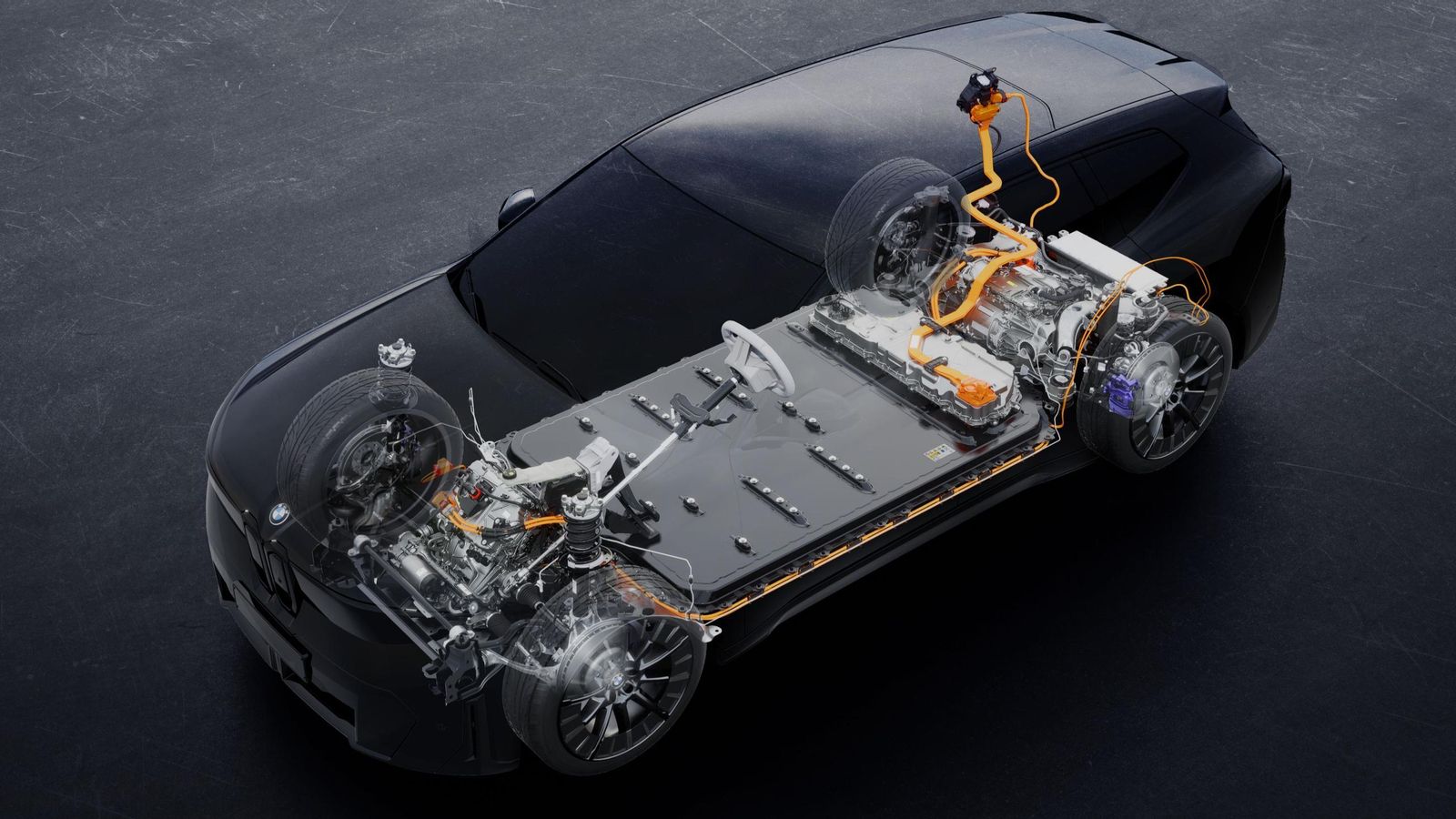 El sistema de propulsión, como el chasis y otros subsistemas son controlados por un unico ordenador, lo que facilita la interacción precisa y rápida de los mismos.