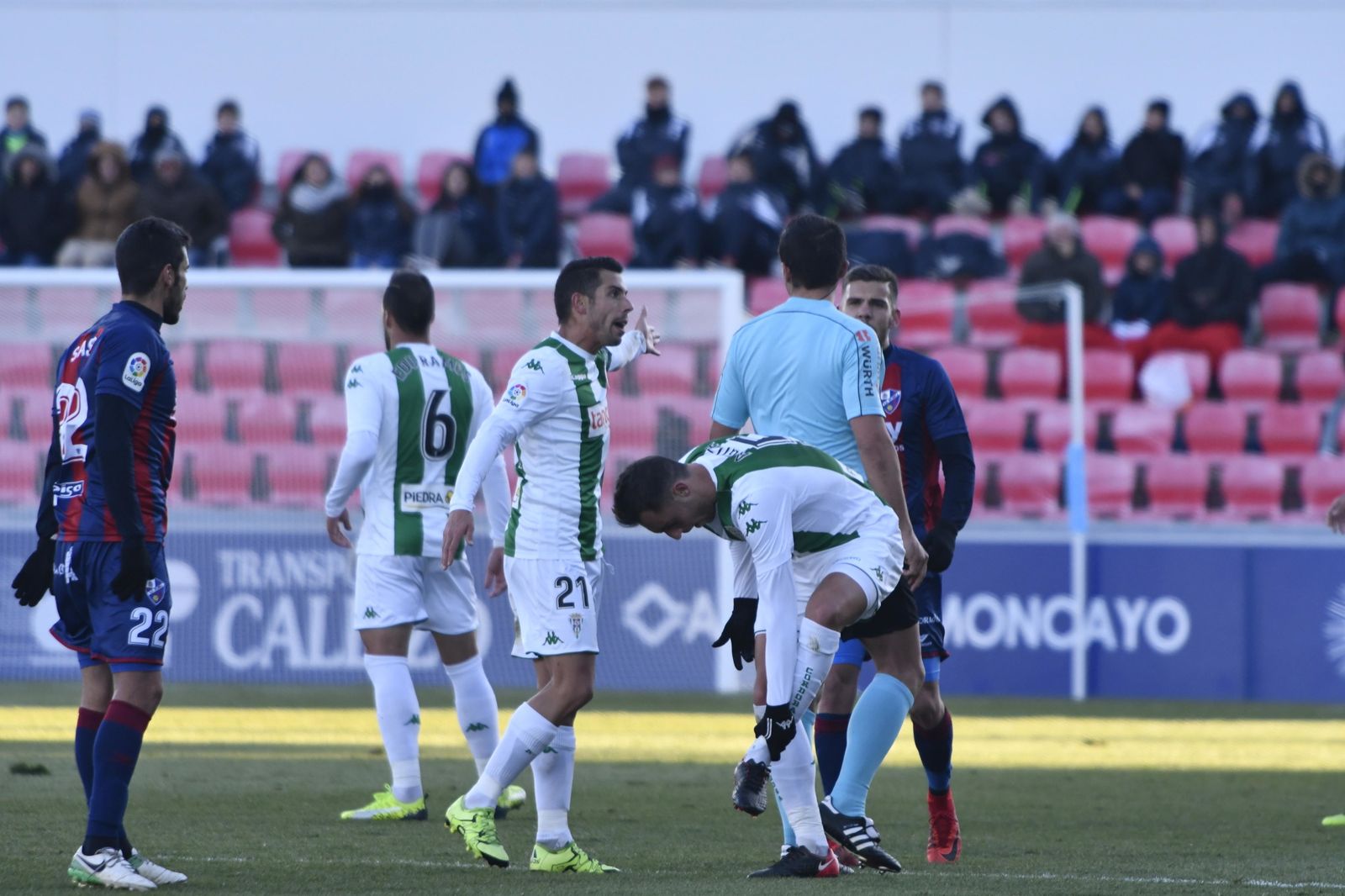 Las imágenes del Huesca-Córdoba