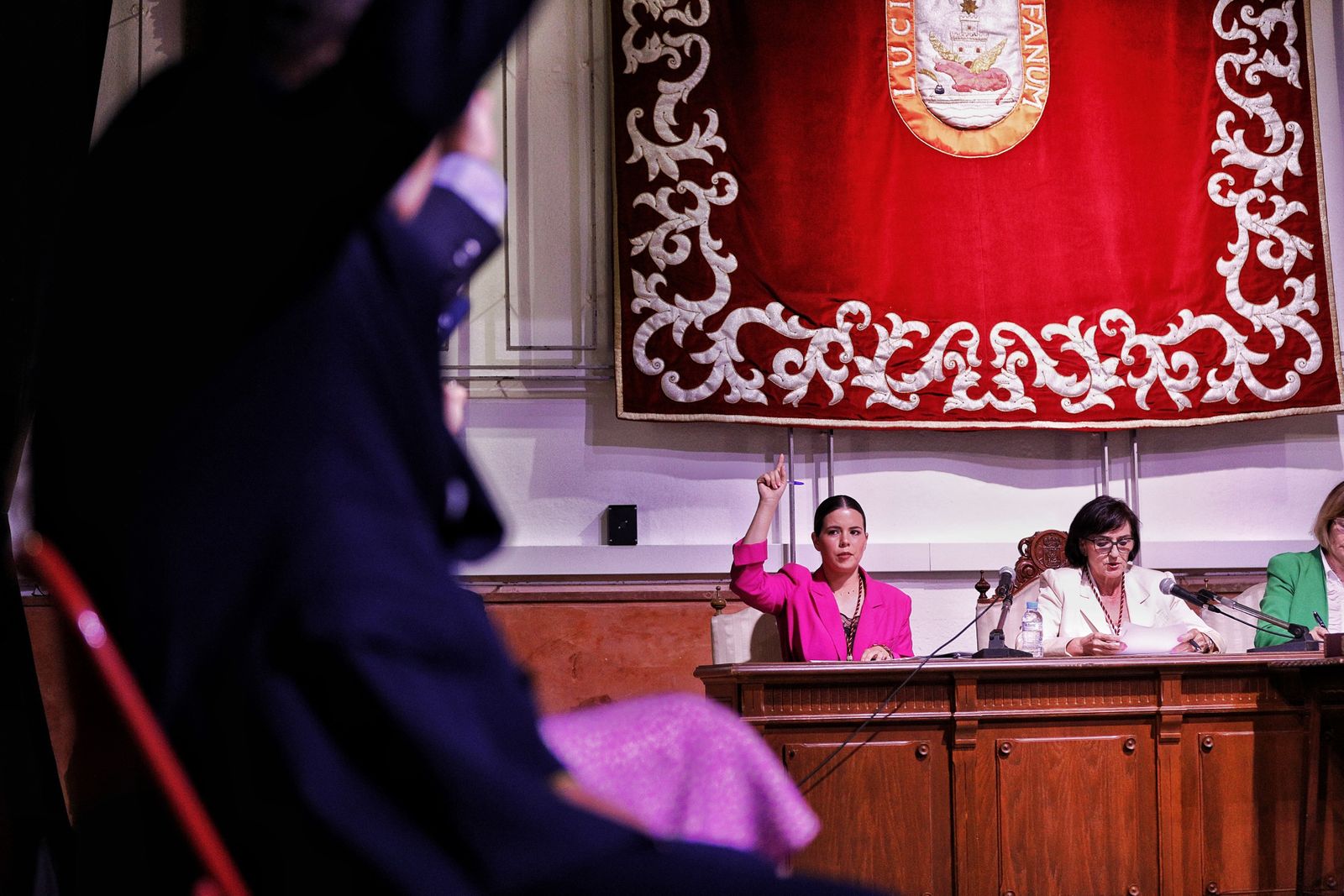 Las imágenes de la investidura de Carmen Álvarez como alcaldesa de Sanlúcar