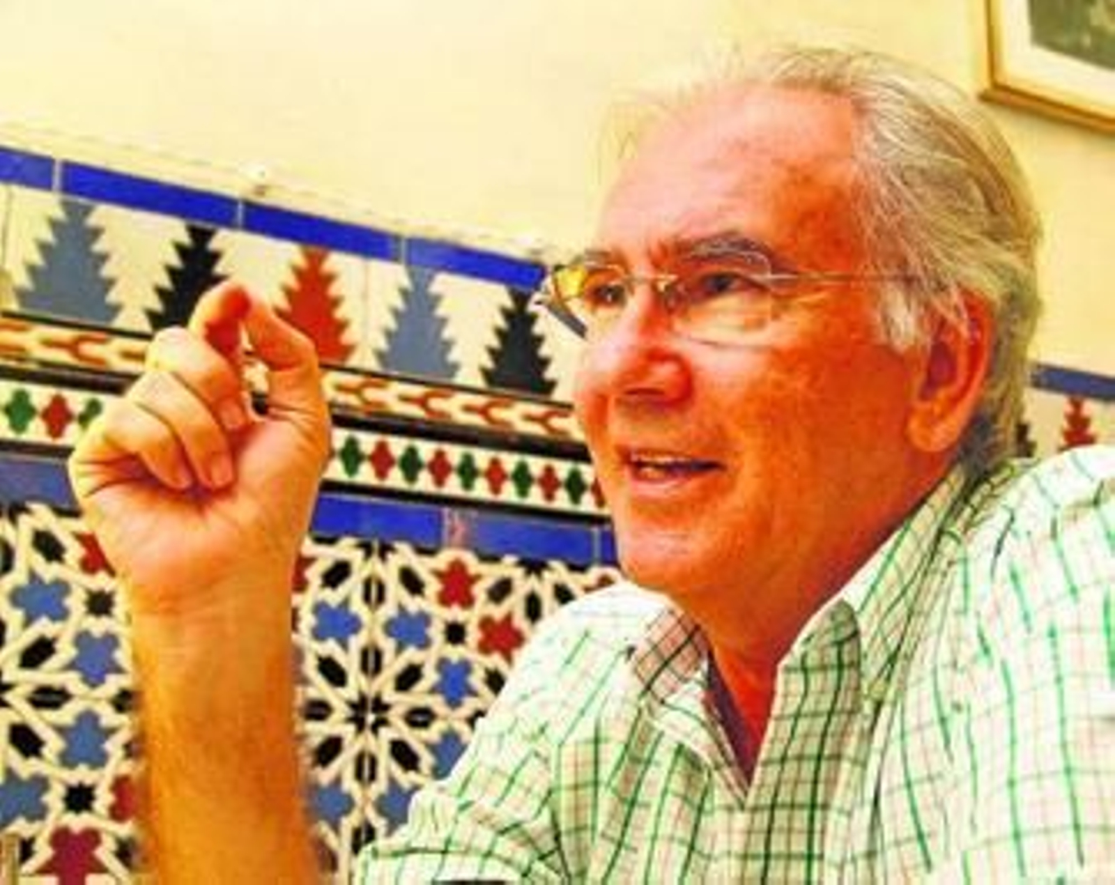 Josele Amores, en el bar Giralda de la calle Mateos Gago.