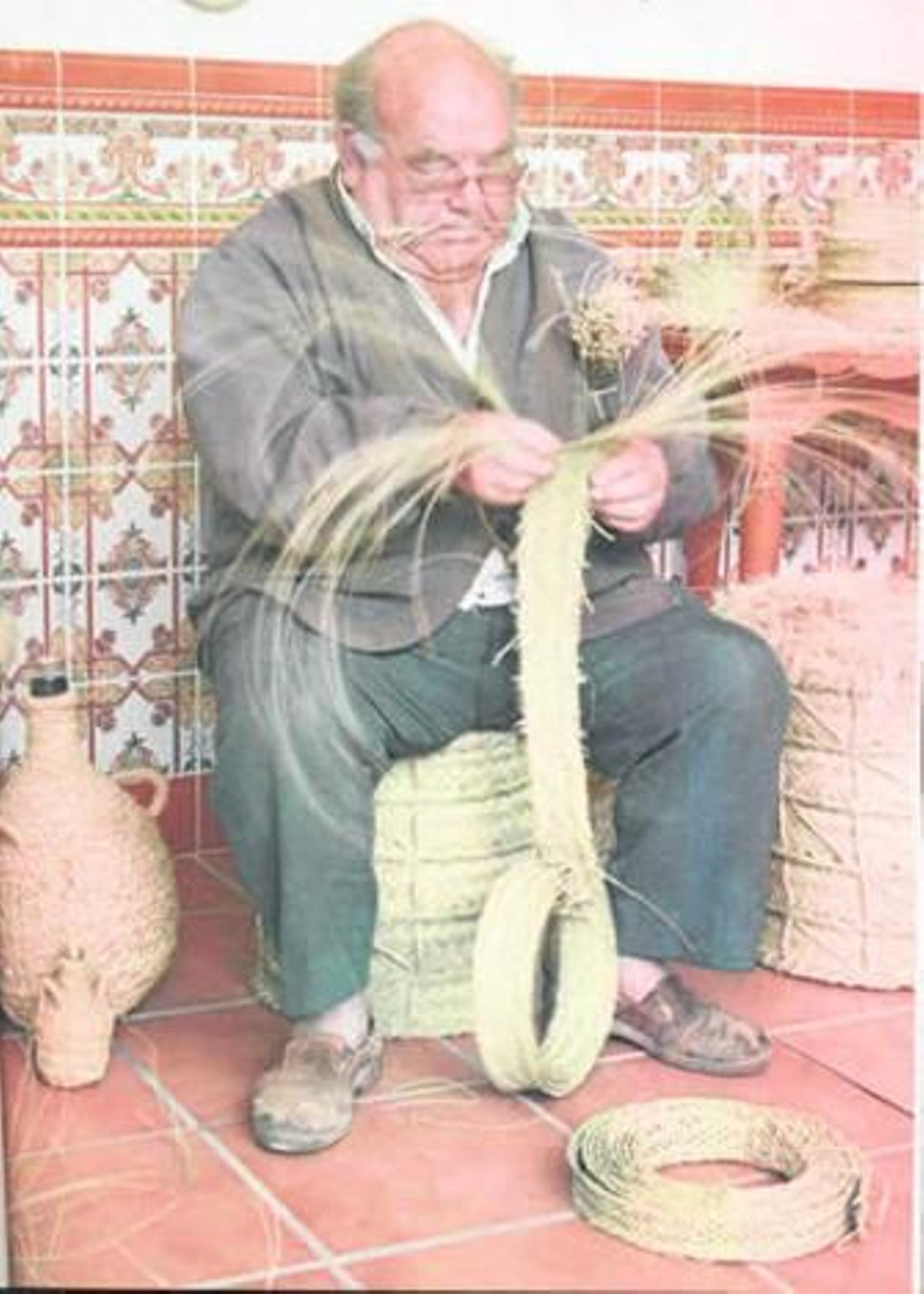 Vieja indumentaria, costumbres y oficios ya en desuso