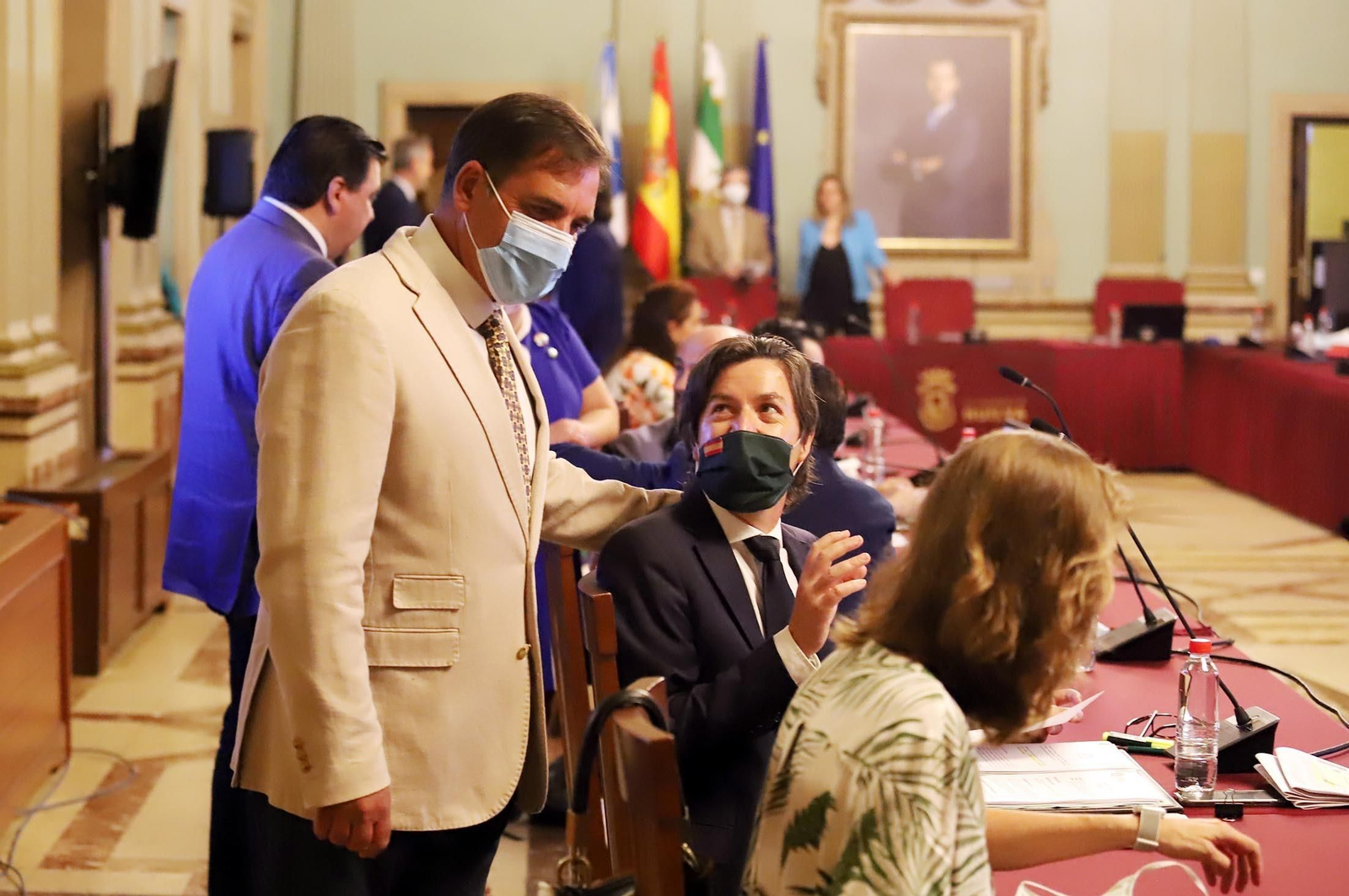 Imágenes del pleno municipal celebrado en el Ayuntamiento de Huelva