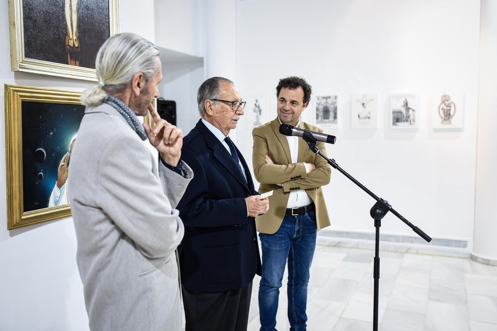 Imágenes de la inauguración de la exposición "Por Huelva y su Semana Santa"