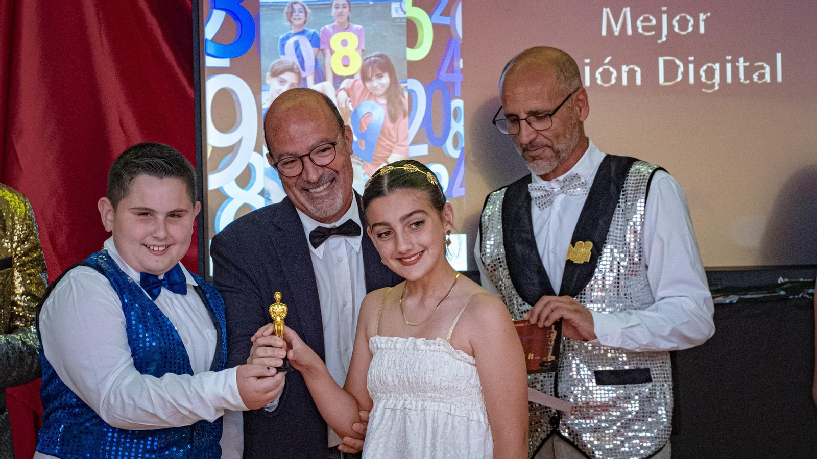 Ceremonia de entrega de los 'Oscars' en el colegio 'Casal Carrillo' de San Fernando