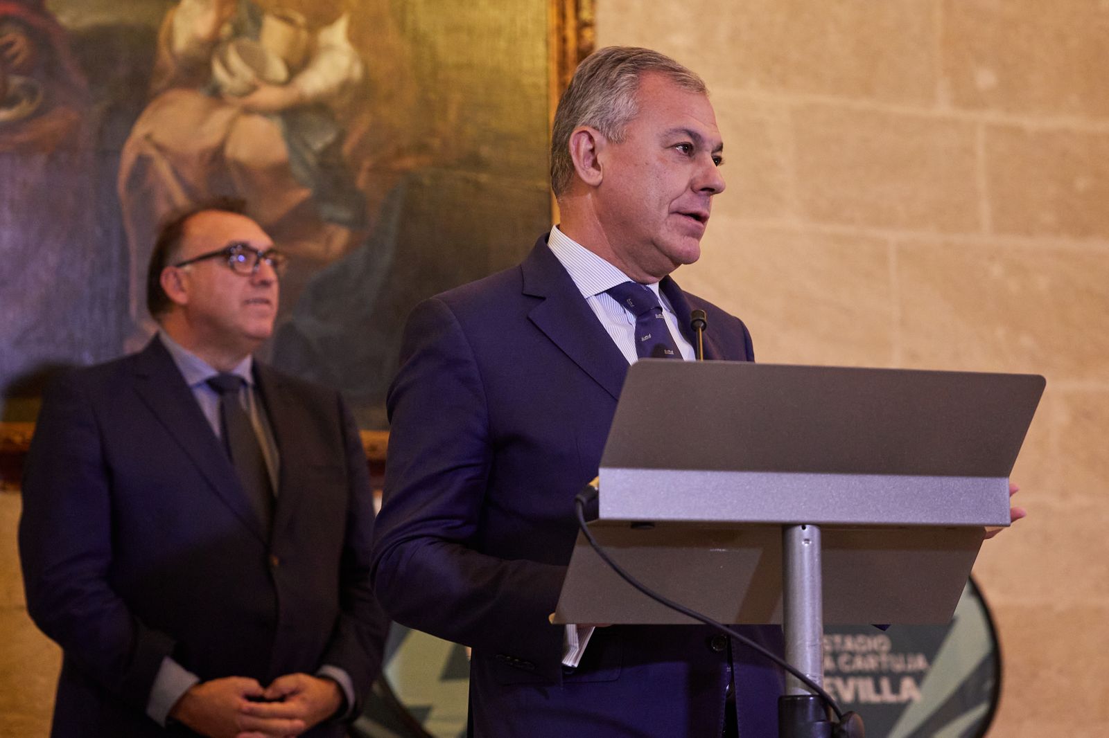 Las fotos de la Copa Billie Jean King con el alcalde jugando al tenis