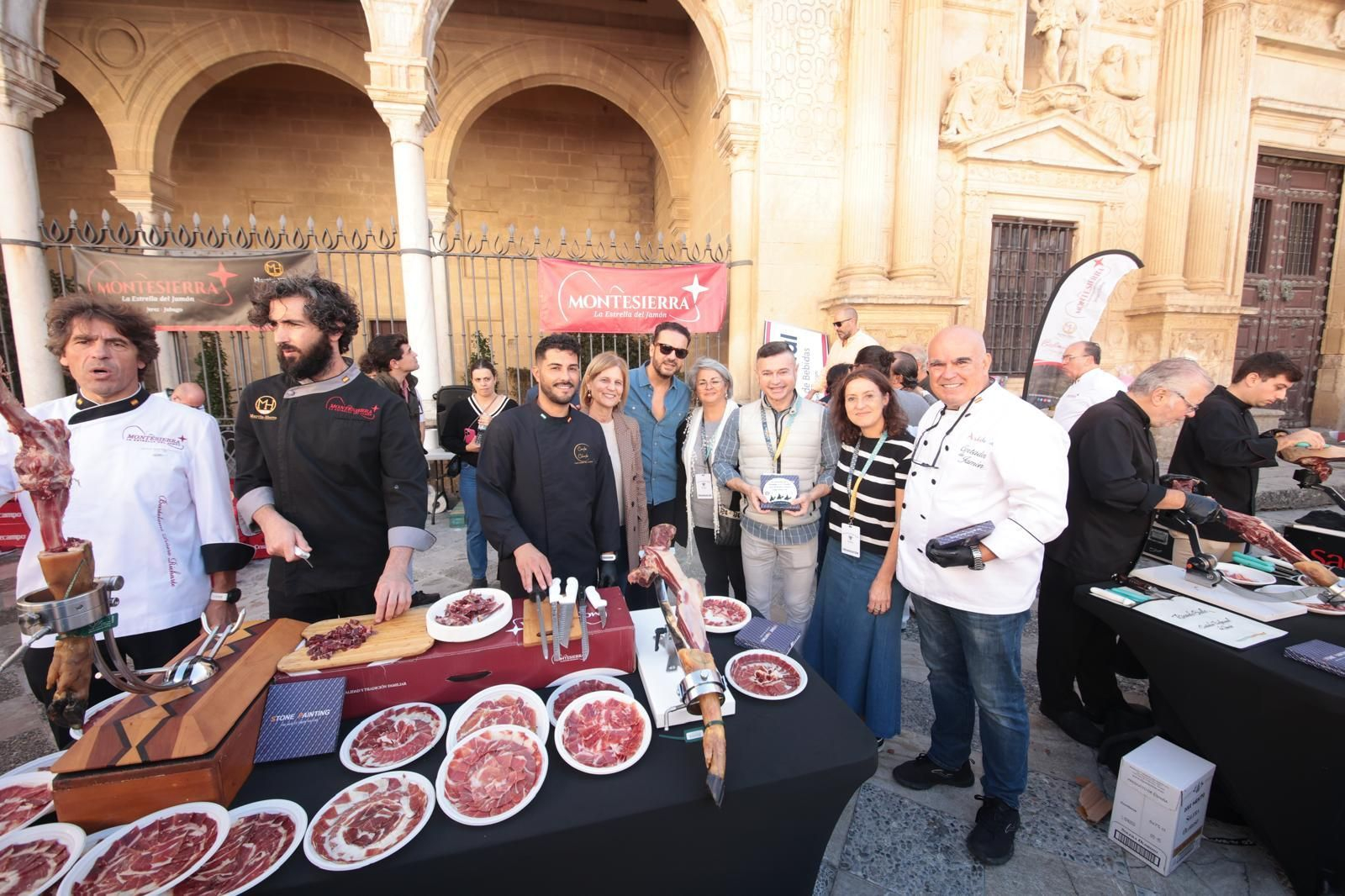 III Jornada de Cortadores de Jamón Solidarios en Jerez