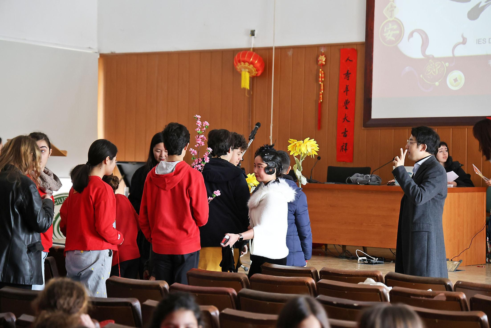 Imágenes de la celebración del Año Nuevo Chino de los alumnos del IES Diego de Guzmán y Quesada (el antiguo Femenino)