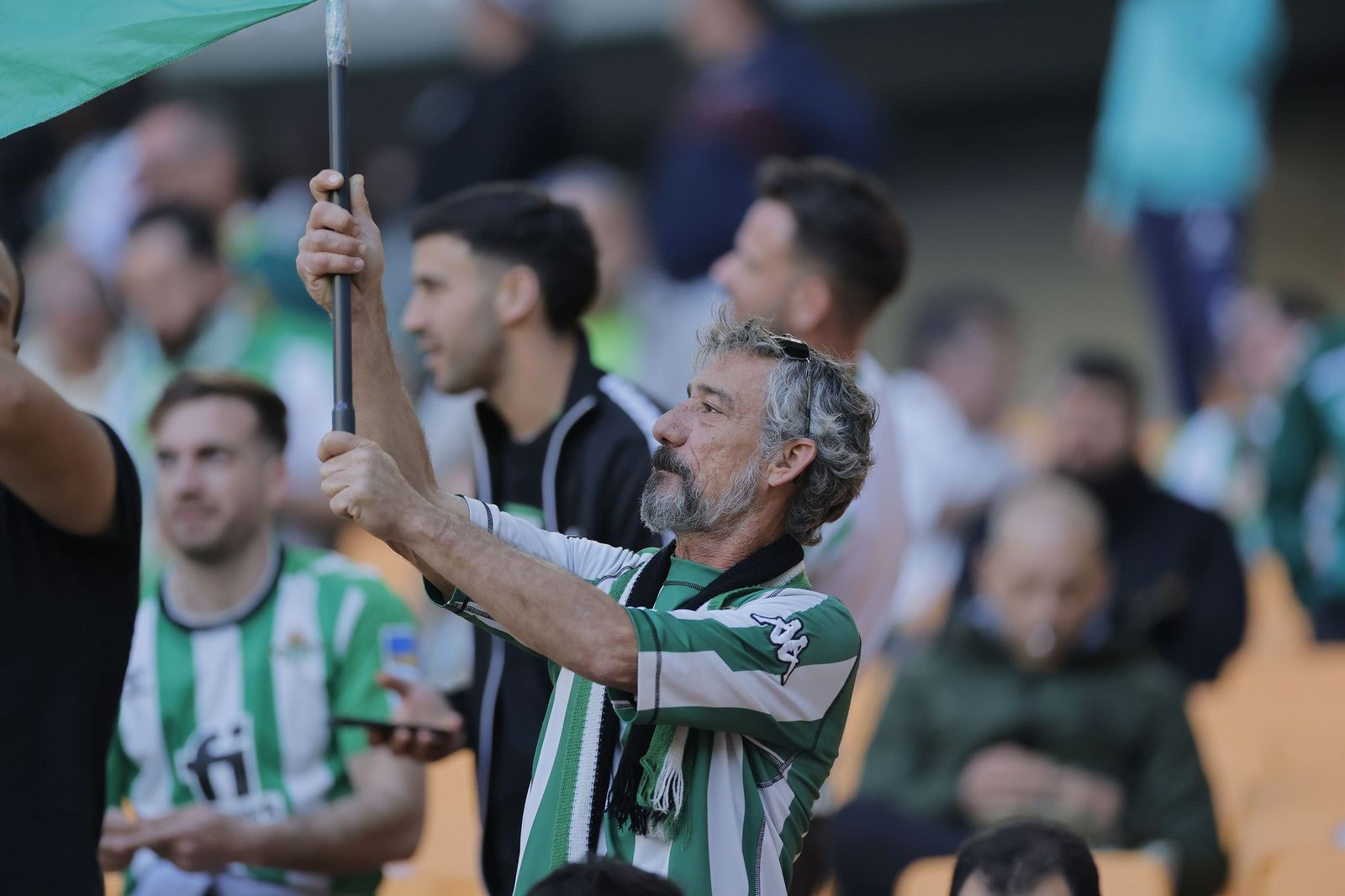Búscate en las fotos del Betis - Sevilla