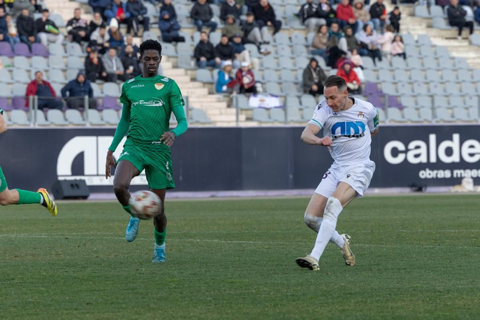Las mejores imágenes del triunfo del Real Jaén en el derbi ante el Martos CD