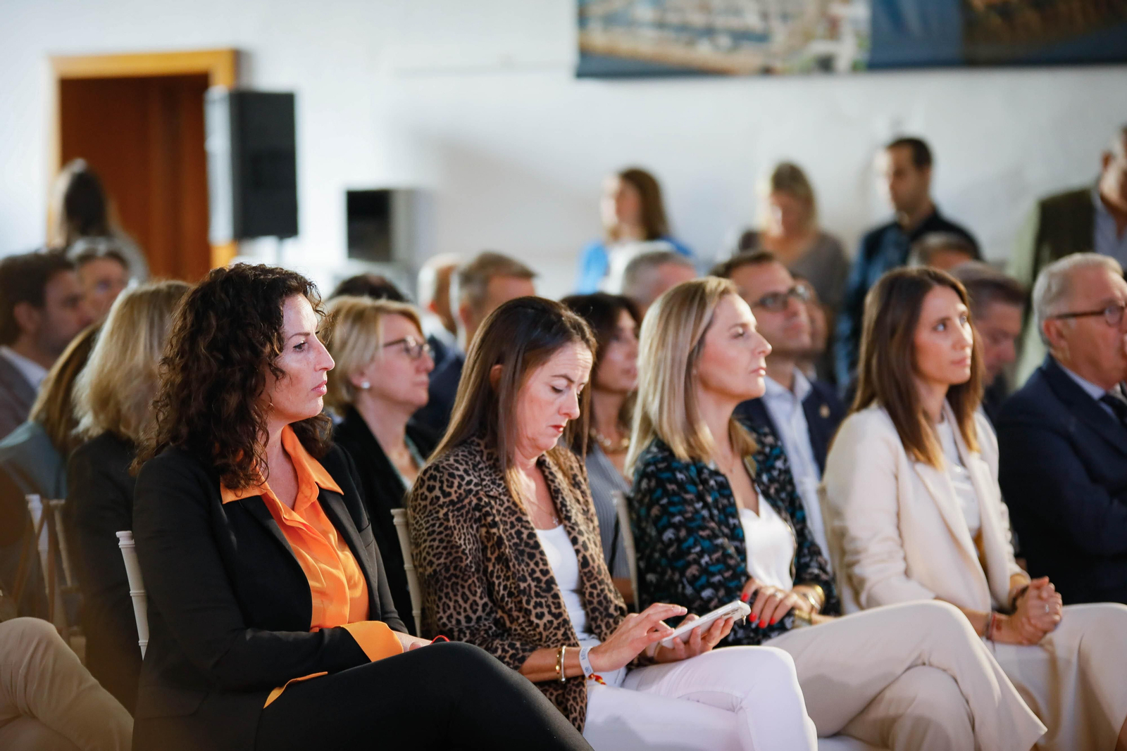 Imágenes del desayuno informativo