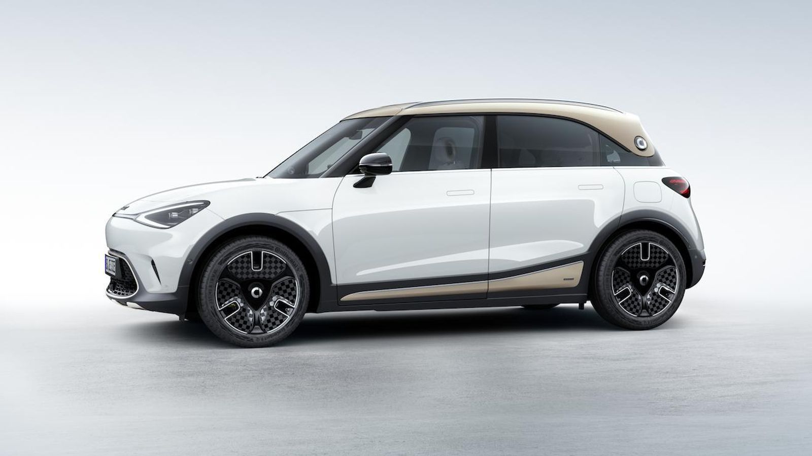 Una versión limitada, la Launch Edition, será con la que el Smart #1 se estrene en el mercado. Se trata de un SUV eléctrico de tamaño compacto y que reivindica carácter premium.