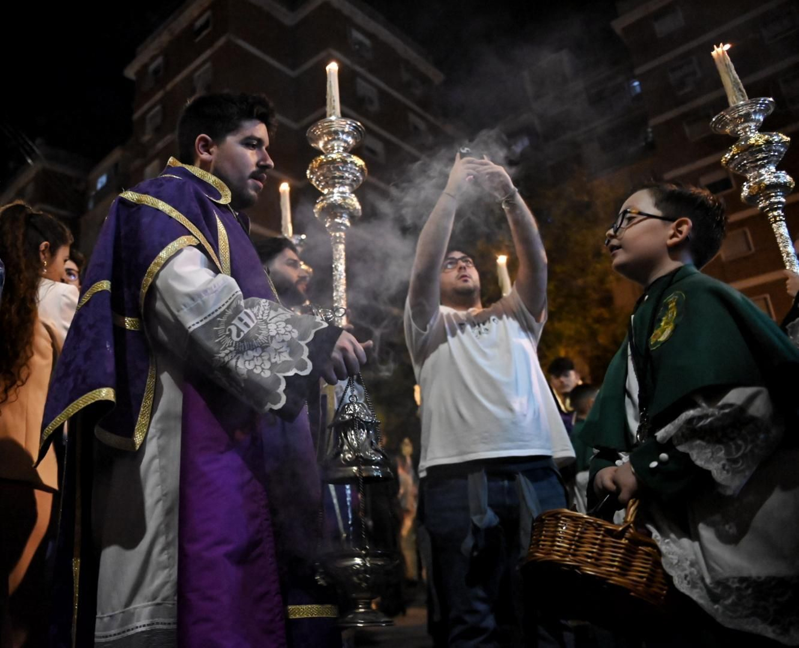 La procesión de la hermandad de la O de Córdoba en este Sábado de Pasión, en imágenes