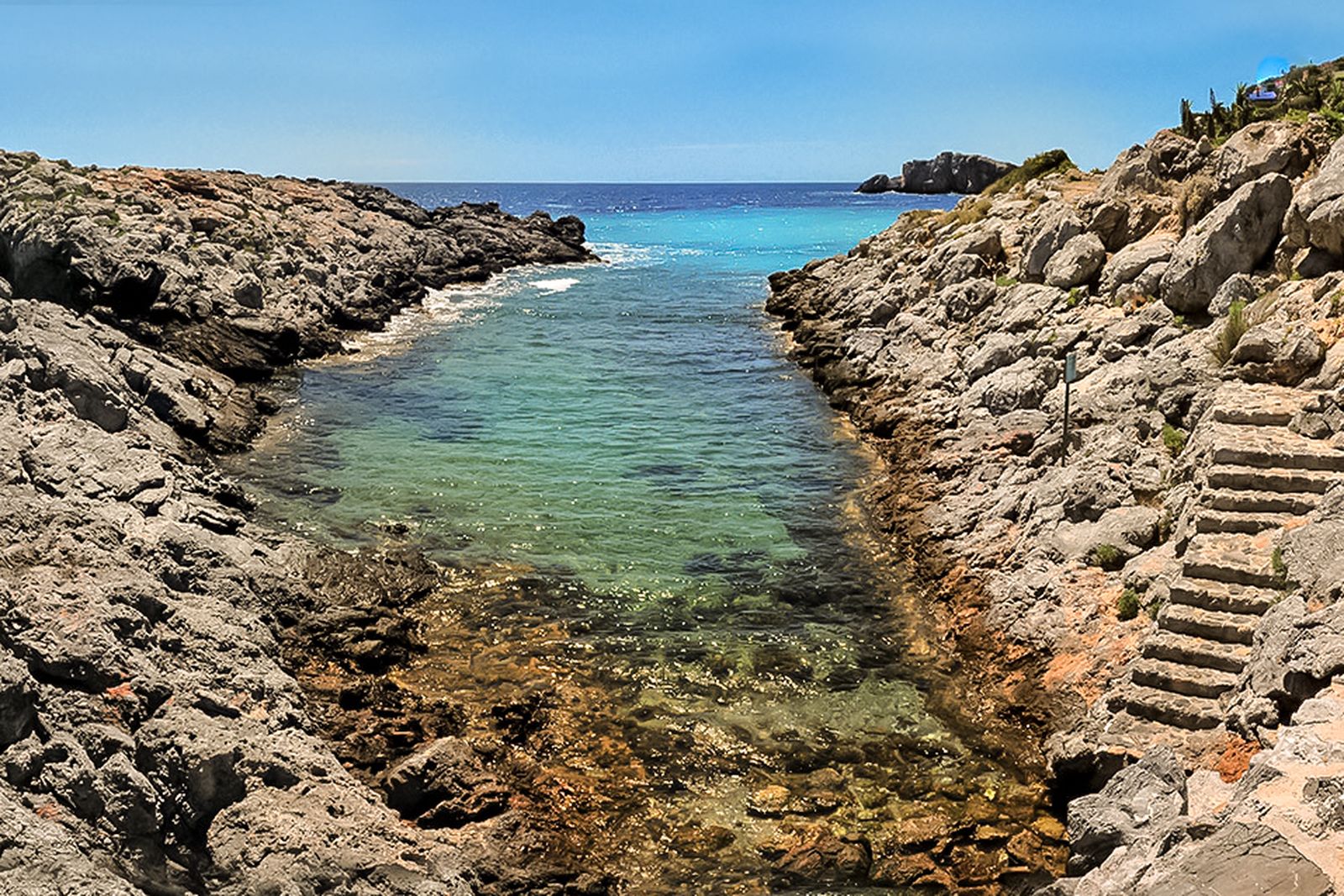 Zona de Especial Conservación de la Punta de la Mona, en Almuñécar